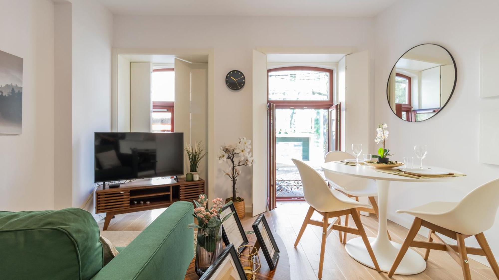 Apartment Old Town 1br Duplex By Lovelystay *