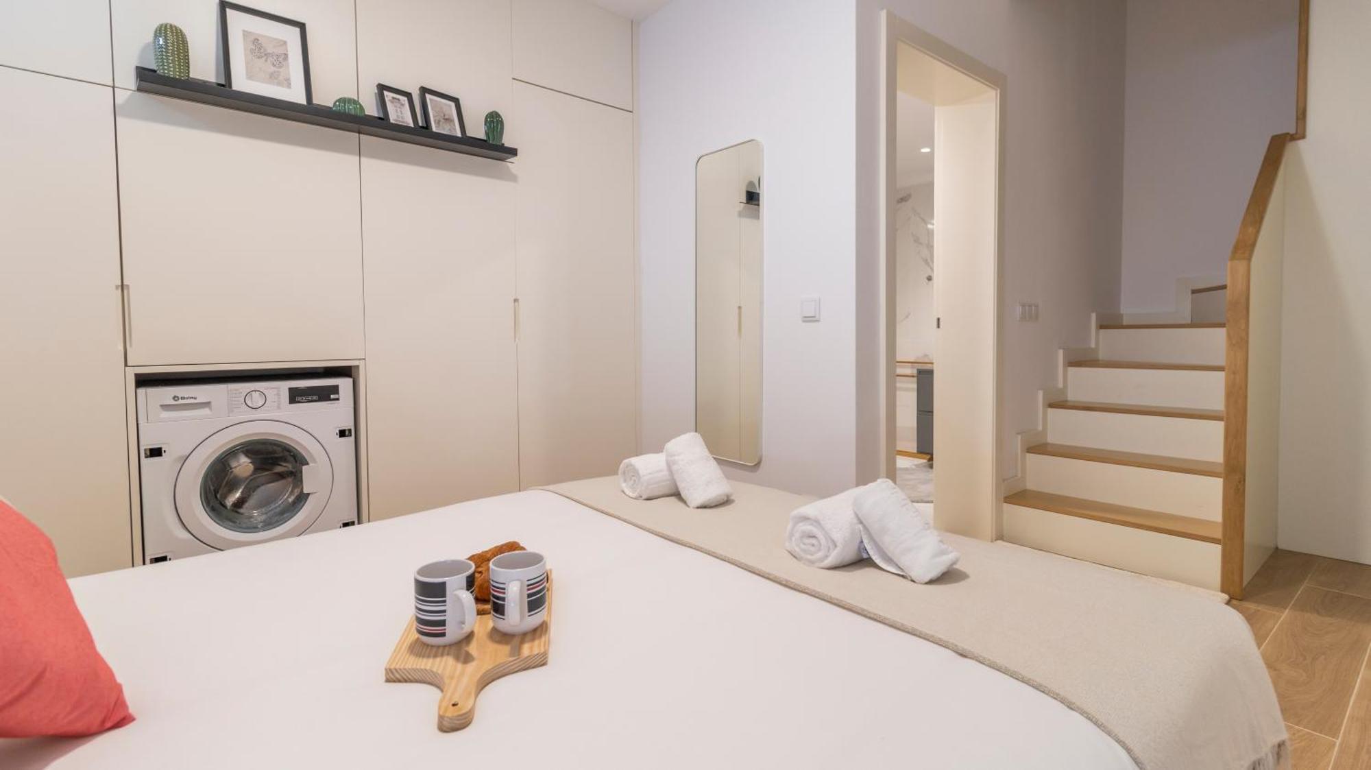 Old Town 1br Duplex By Lovelystay