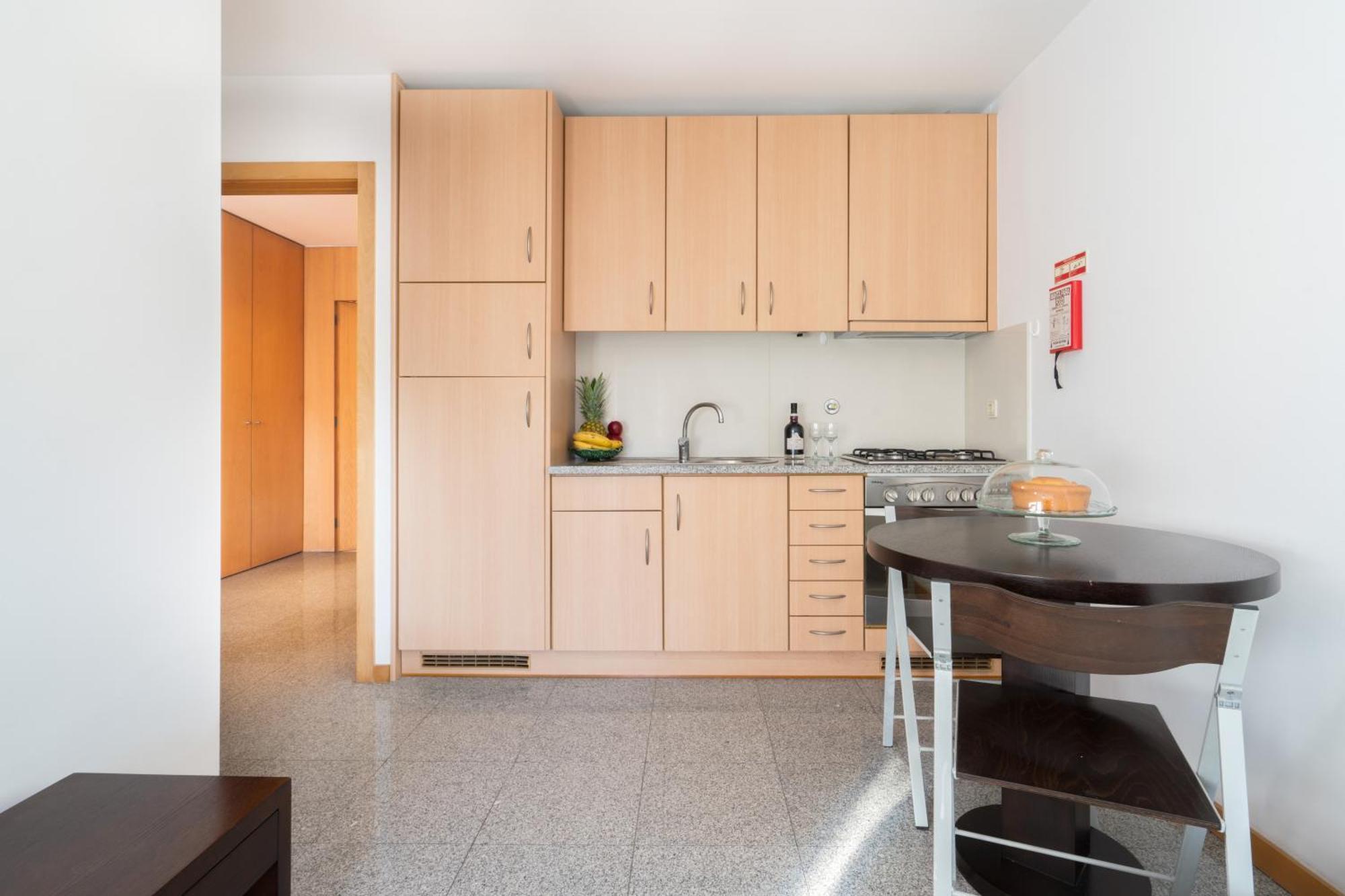 Apartment Host Wise - Comfy Charming Flat W Netflix - Ace Location