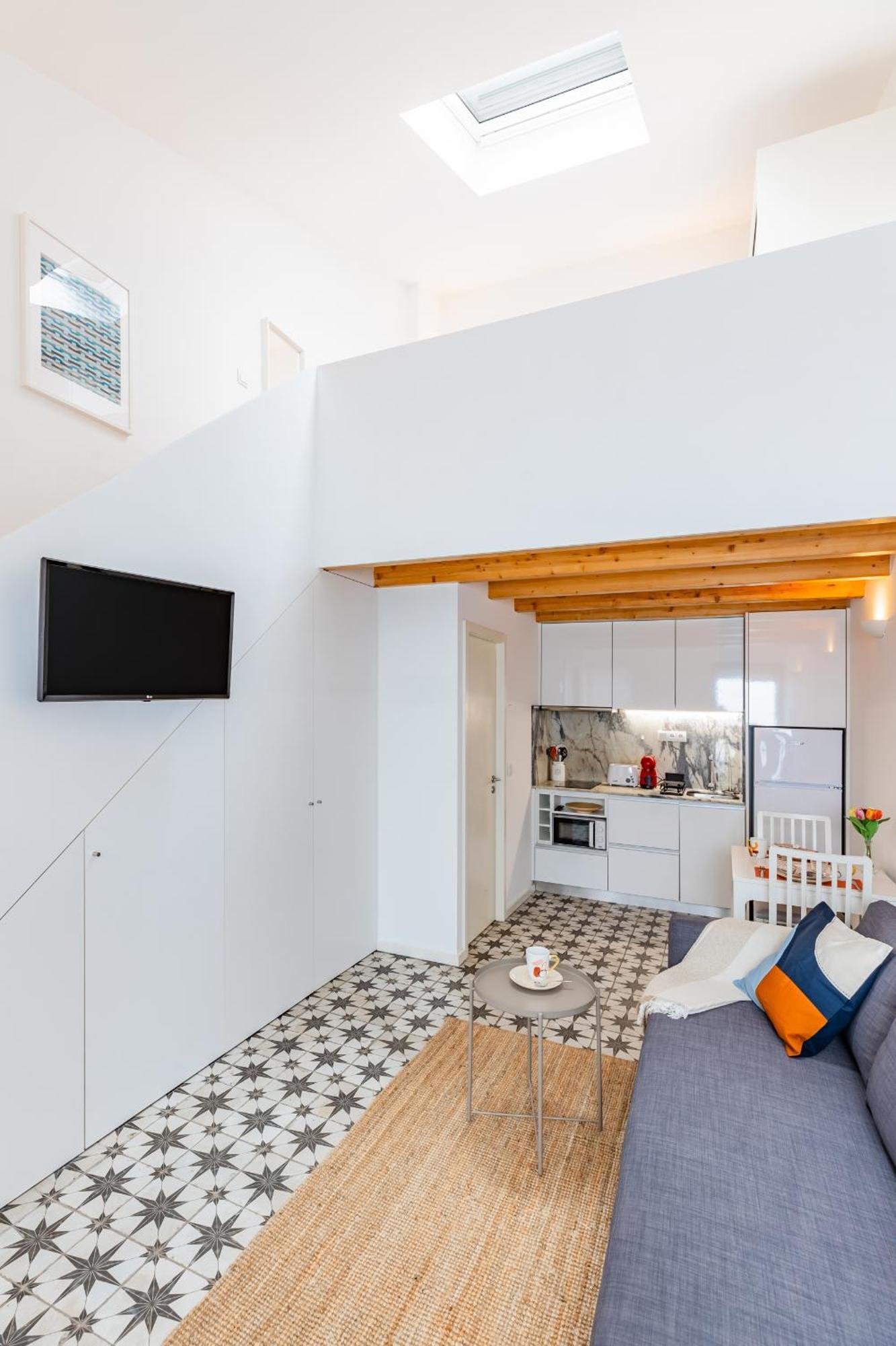 A Window To - Pestana Charming Flat Apartment *