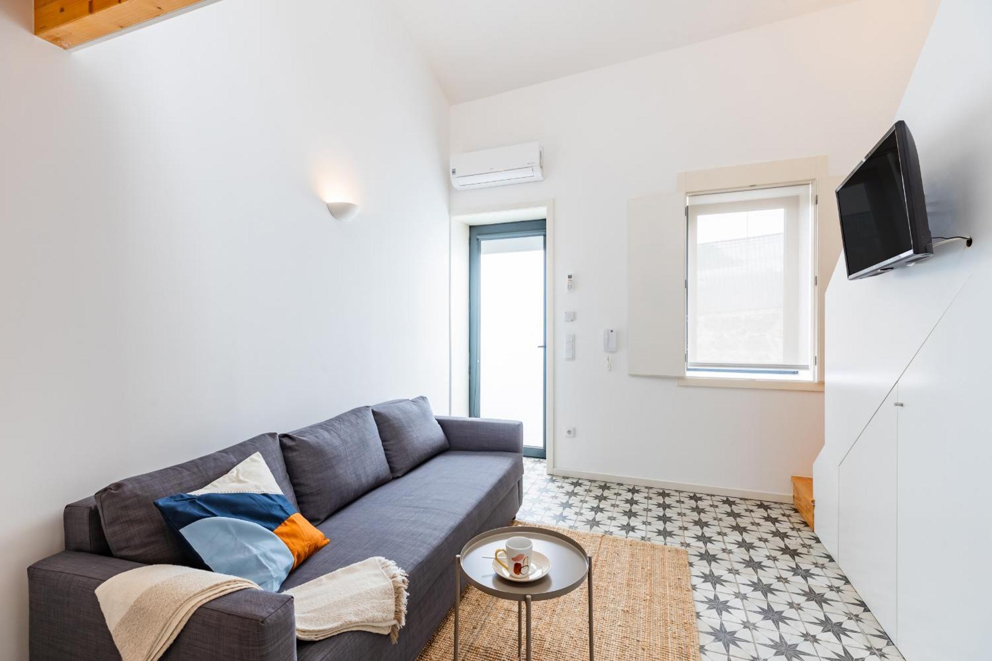 A Window To - Pestana Charming Flat Apartment *
