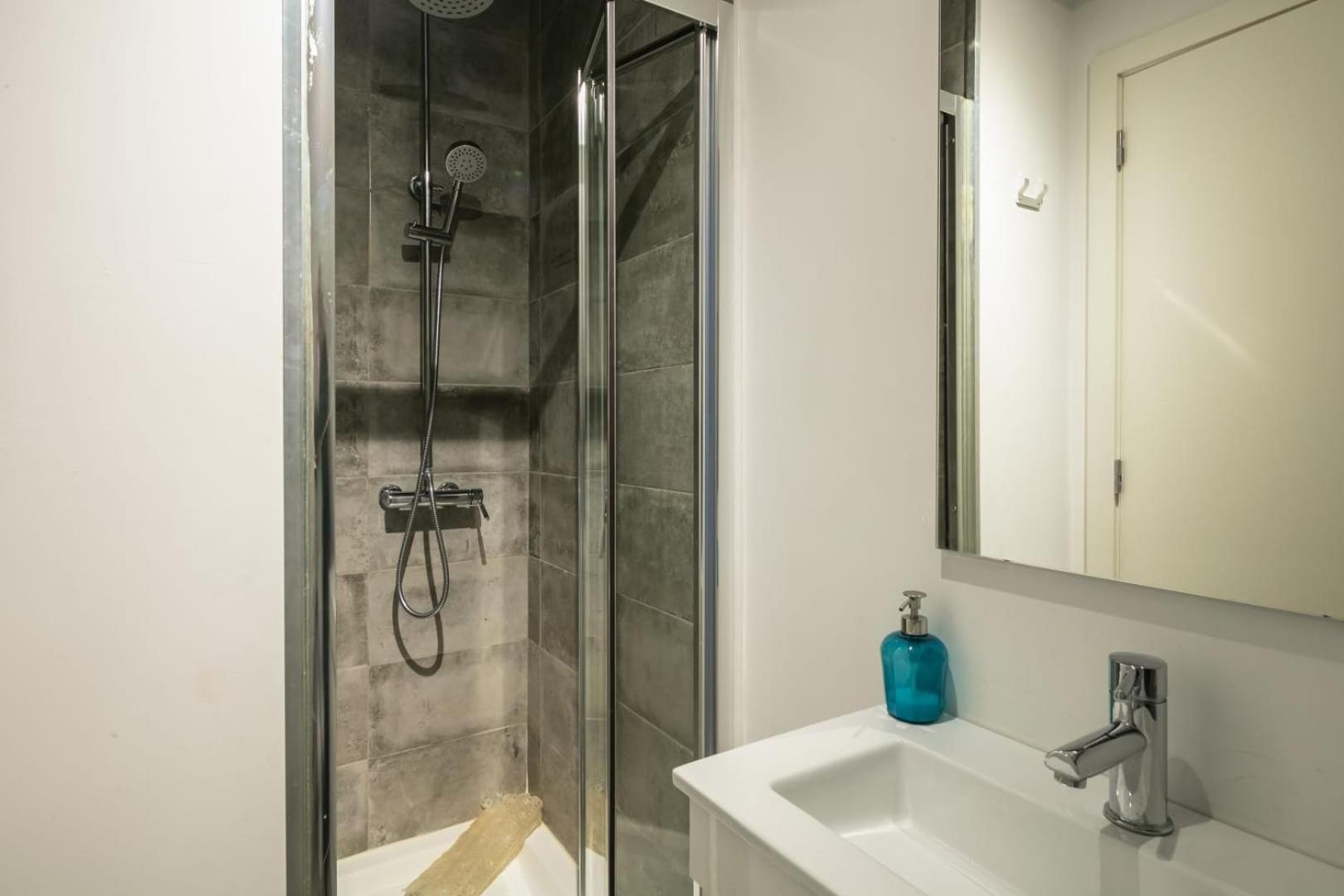 New Bluebell House In Heart Of Vakantiehuis