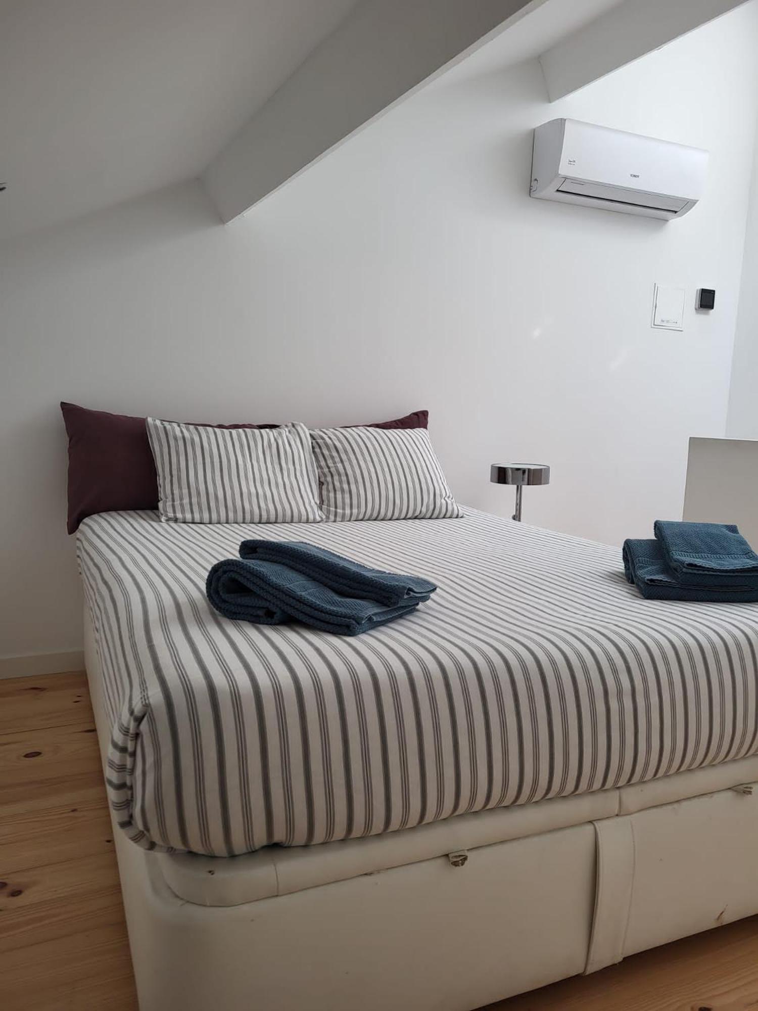 New Bluebell House In Heart Of