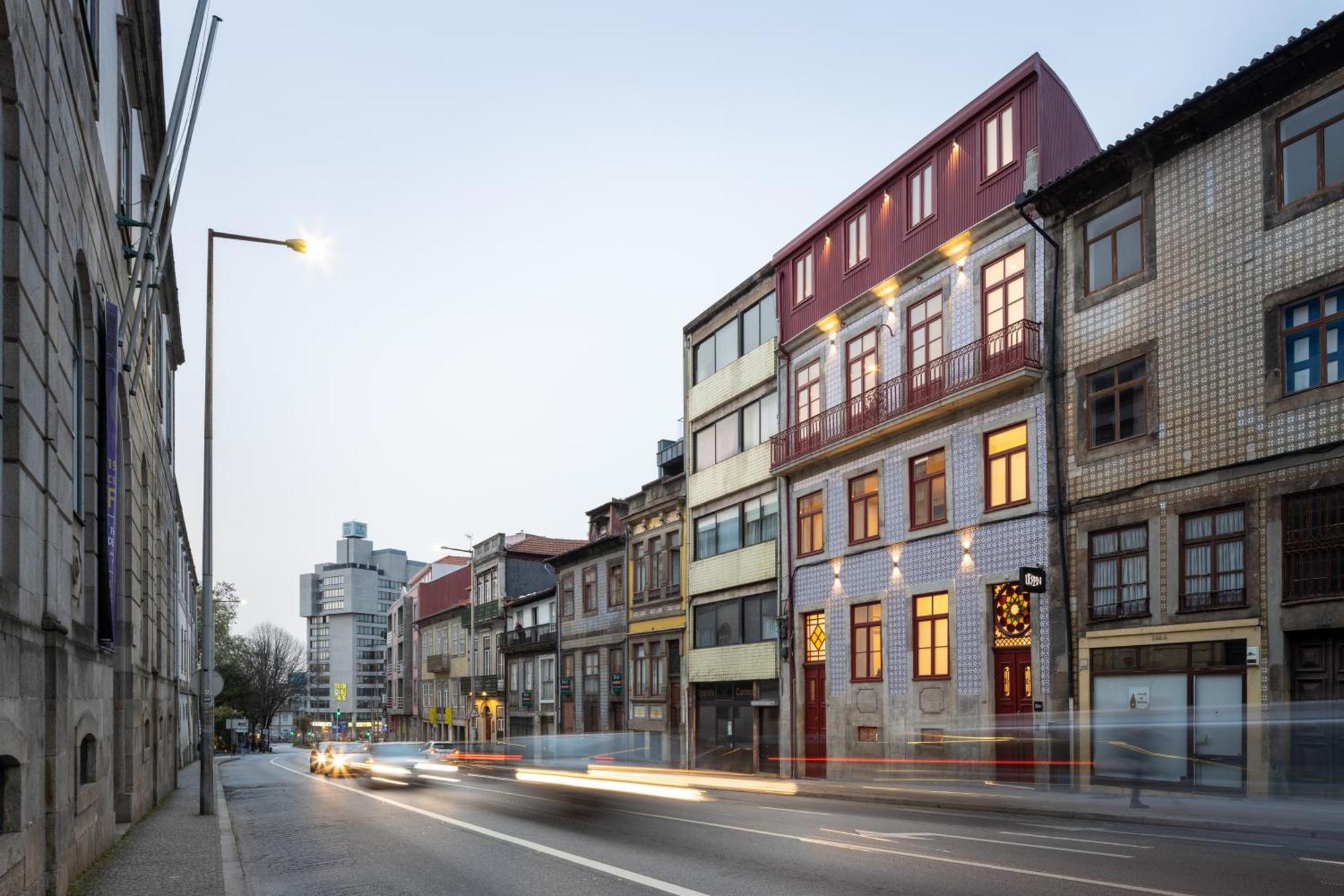 Guest house Utopian Hotel, A Charming