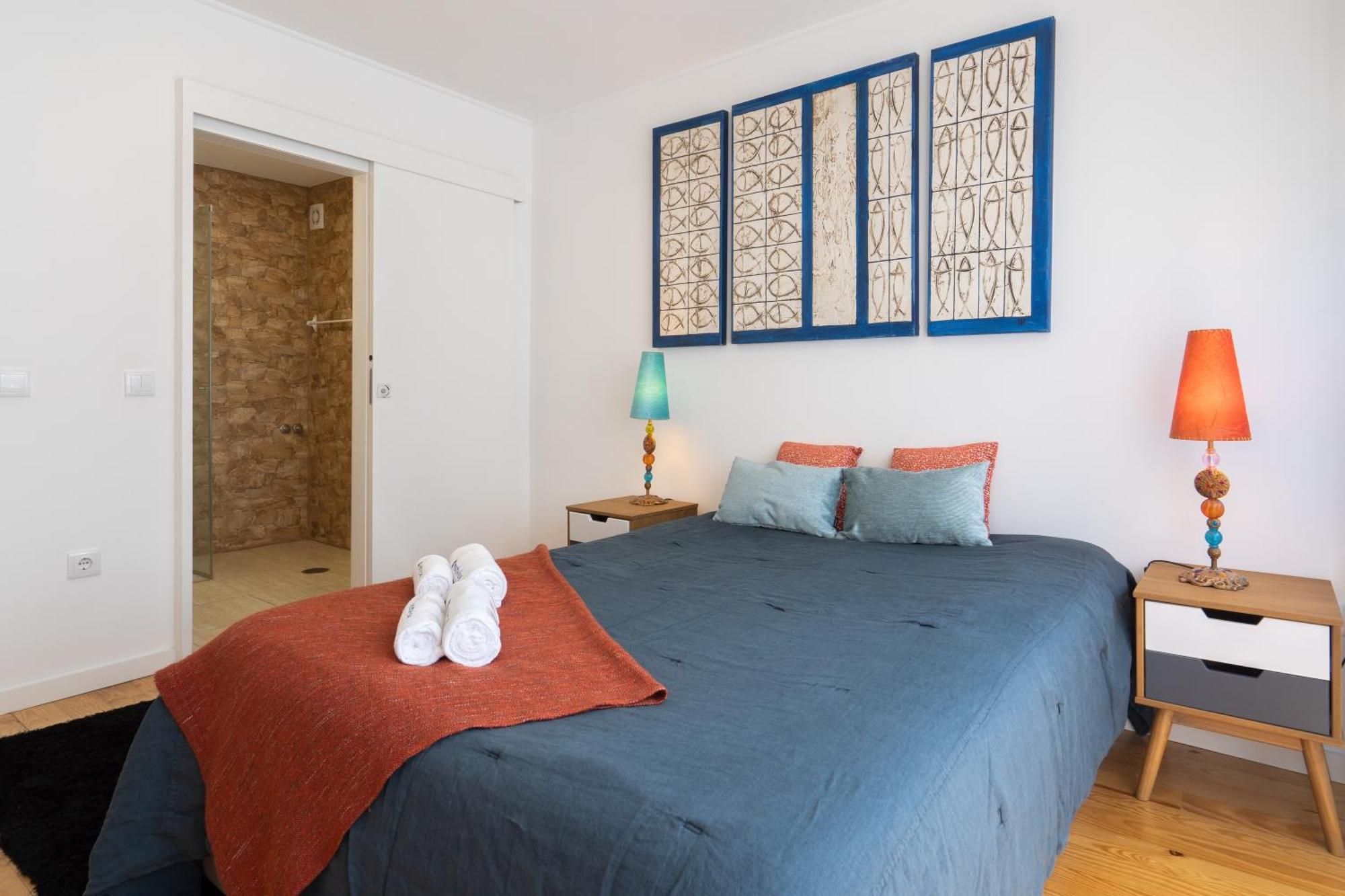 Host Wise - Luxurious Spacious W Terrace Apartment *