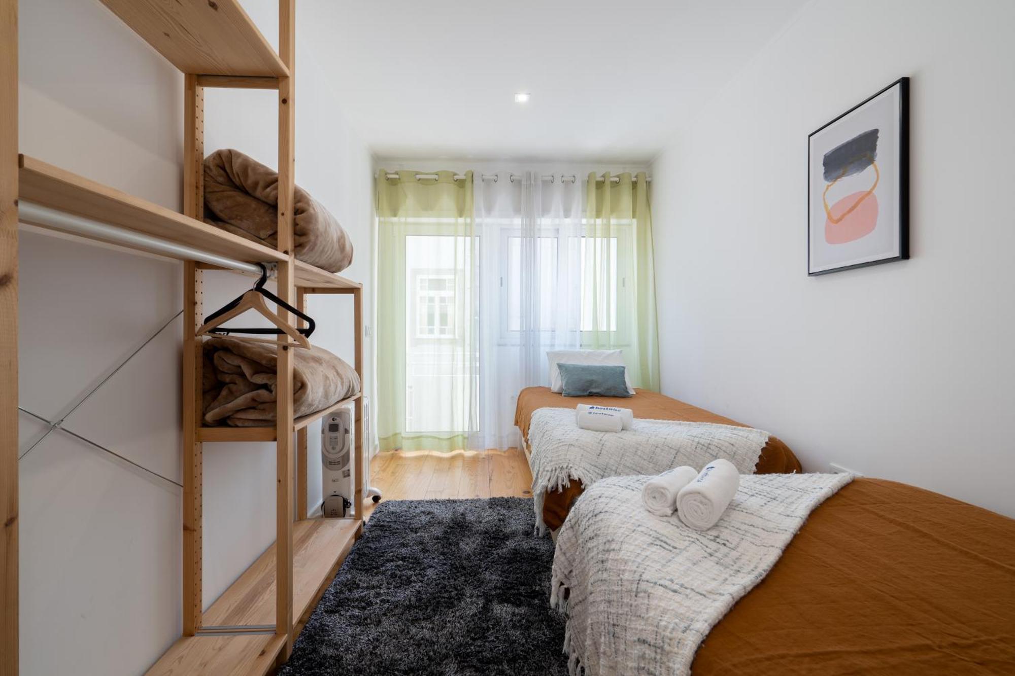 Host Wise - Luxurious Spacious W Terrace Apartment Porto