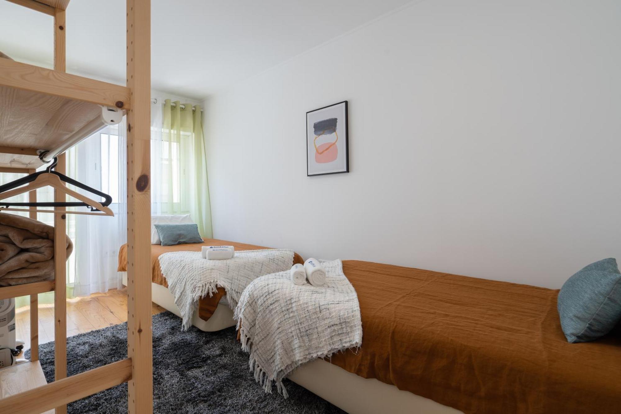 Host Wise - Luxurious Spacious W Terrace Apartment