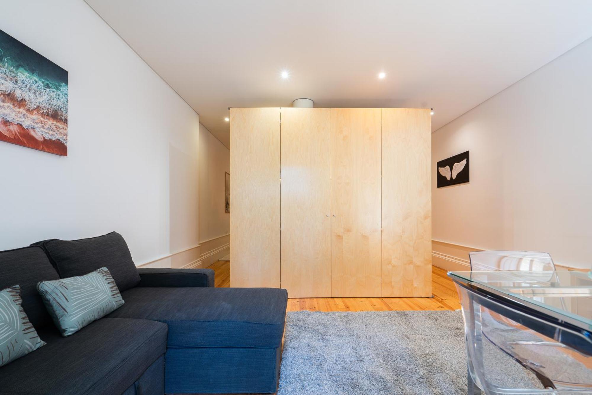 Host Wise - Bright Downtown Flat W Terrace