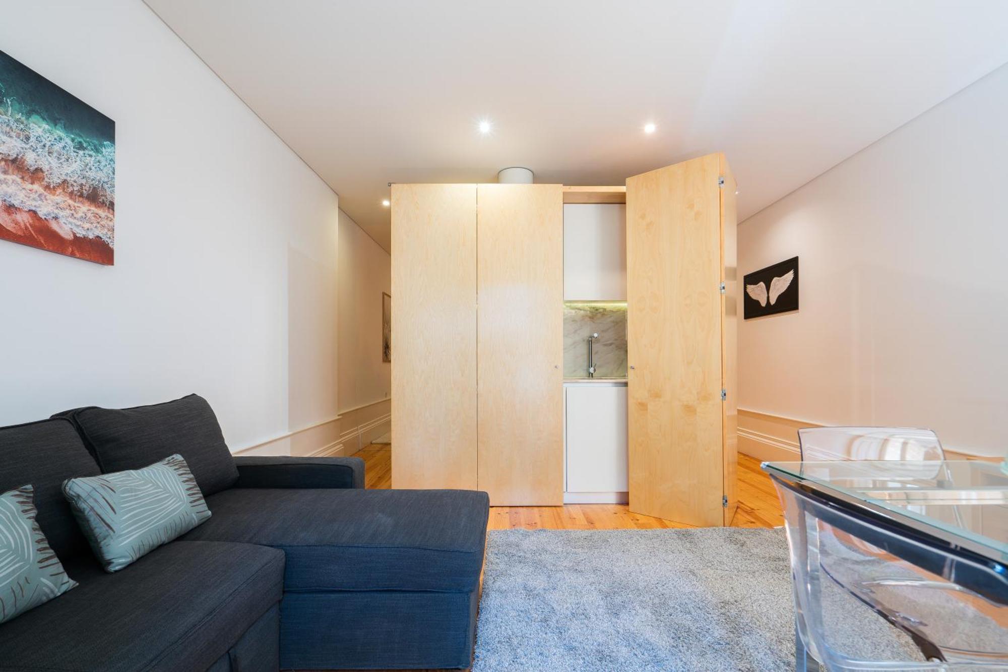 Host Wise - Bright Downtown Flat W Terrace