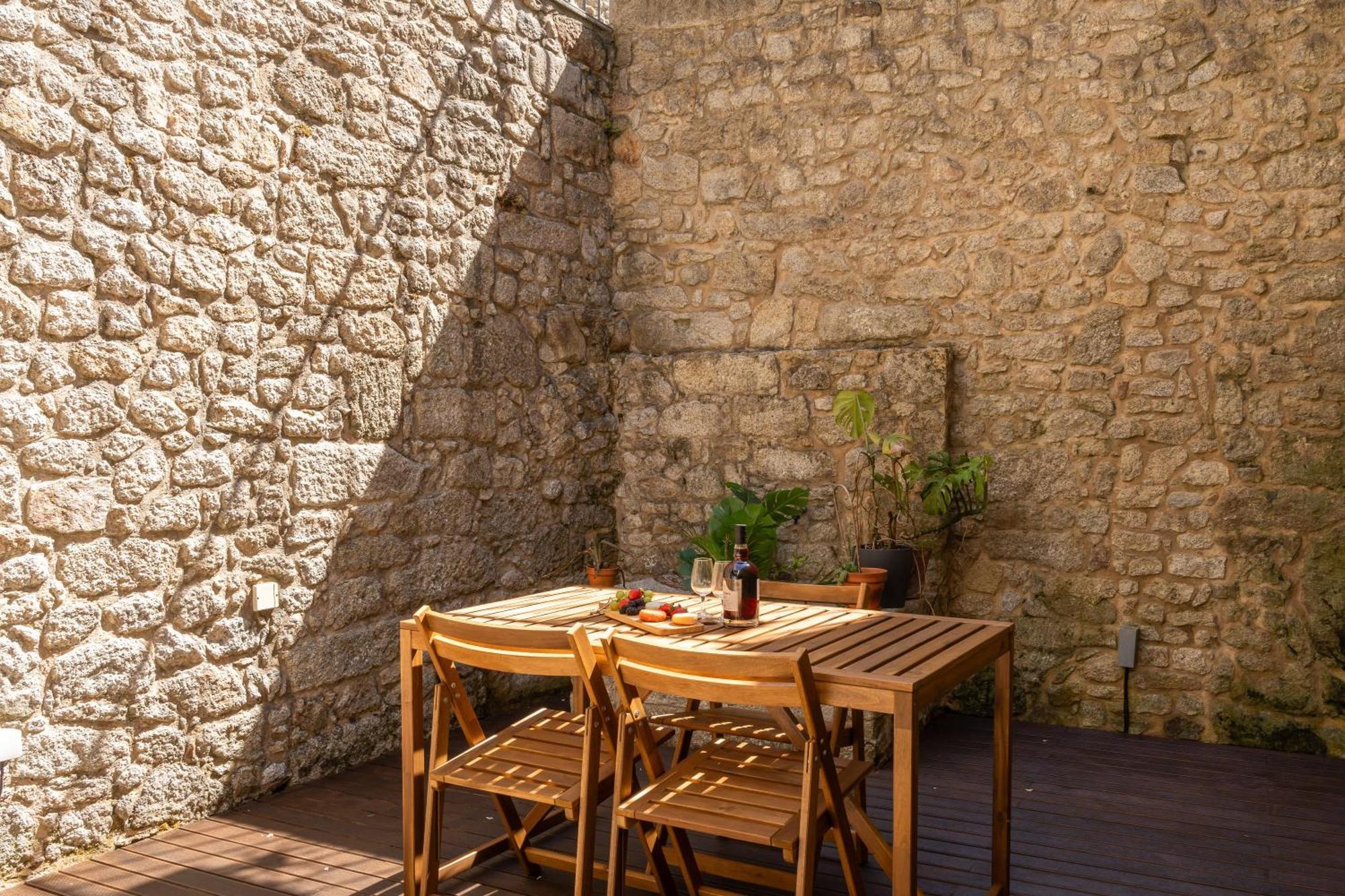 Apartment Host Wise - Bright Downtown Flat W Terrace Porto
