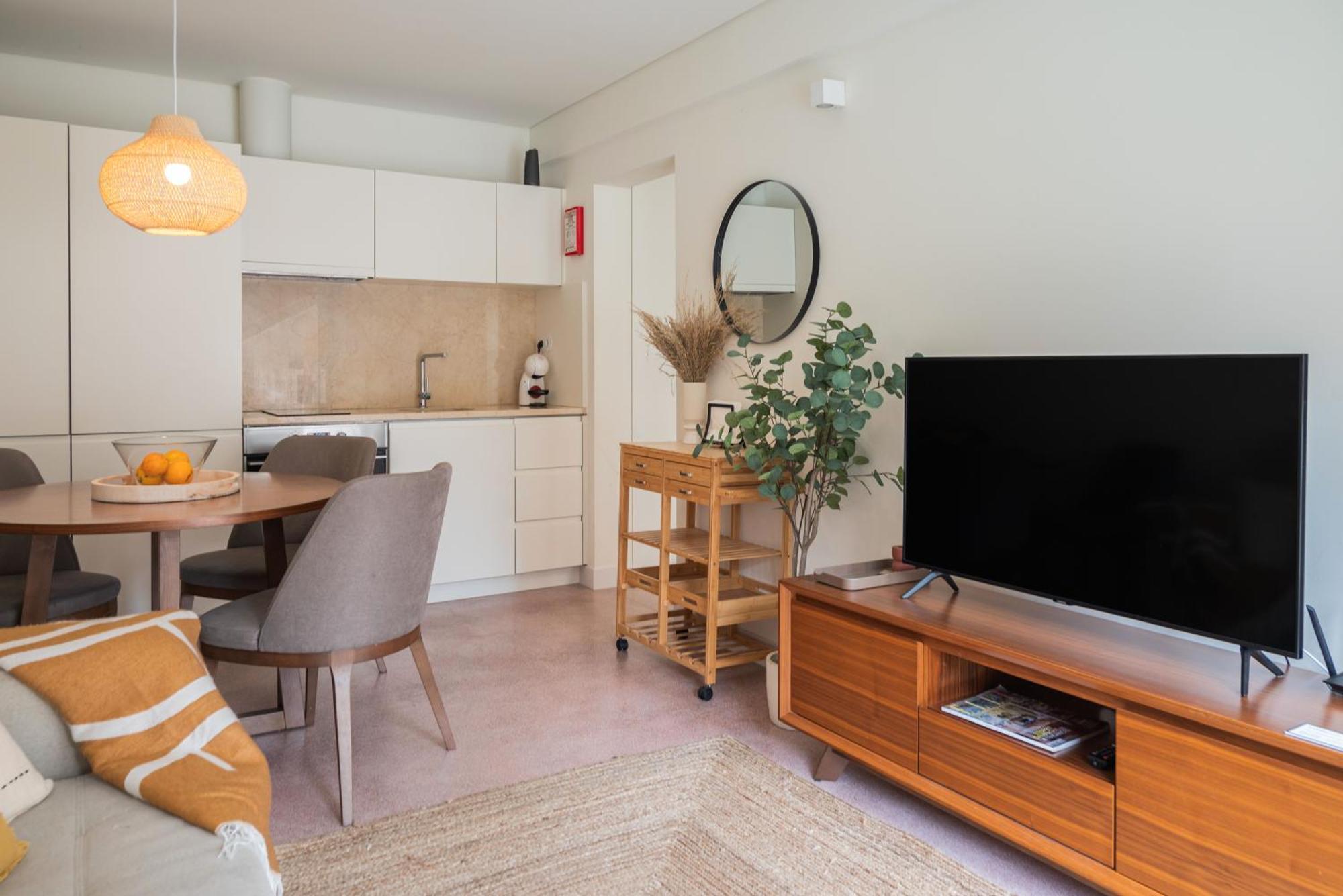 Apartment Bombarda Homes *
