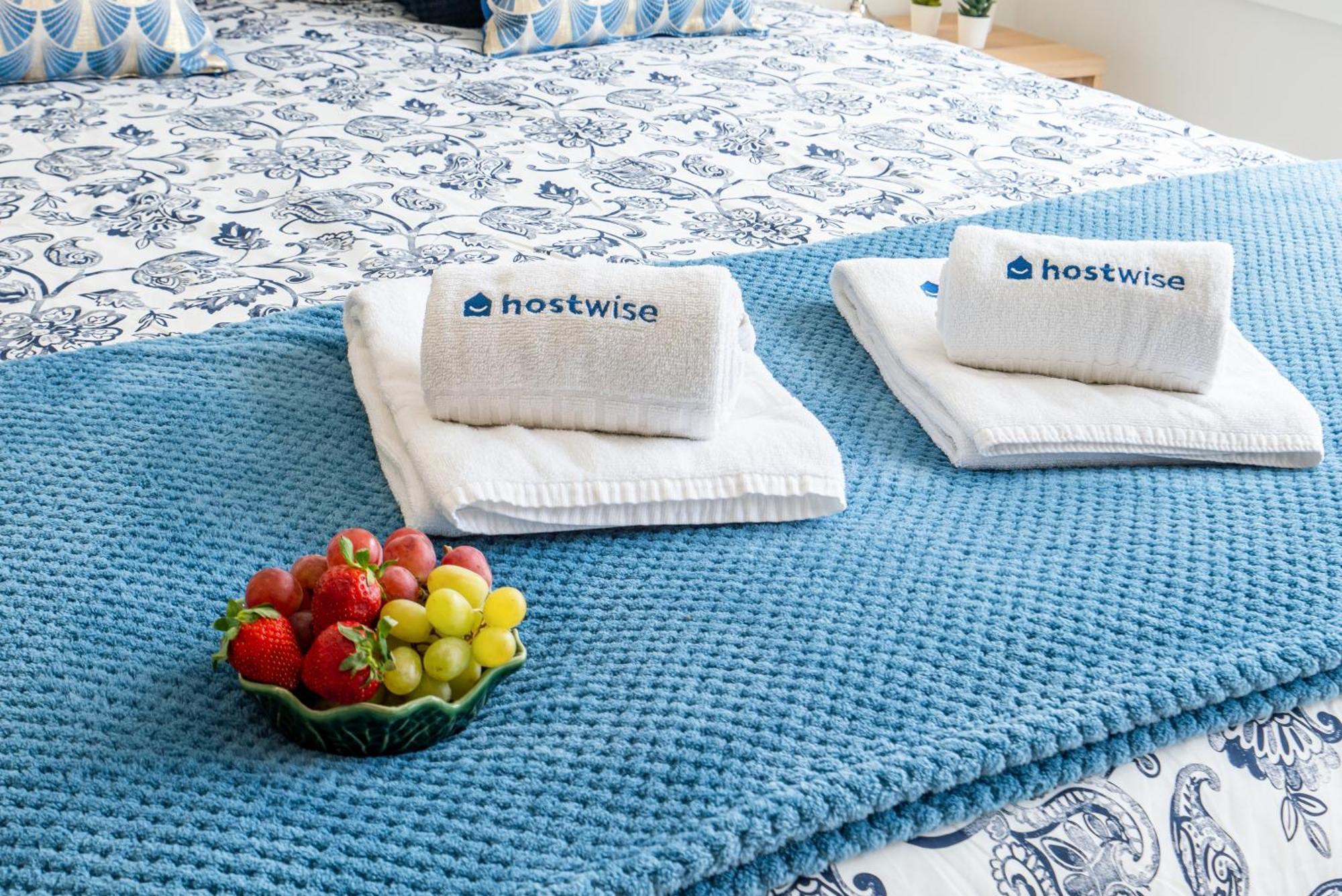 Host Wise - Comfy Sunny Flat - Prime Location Porto