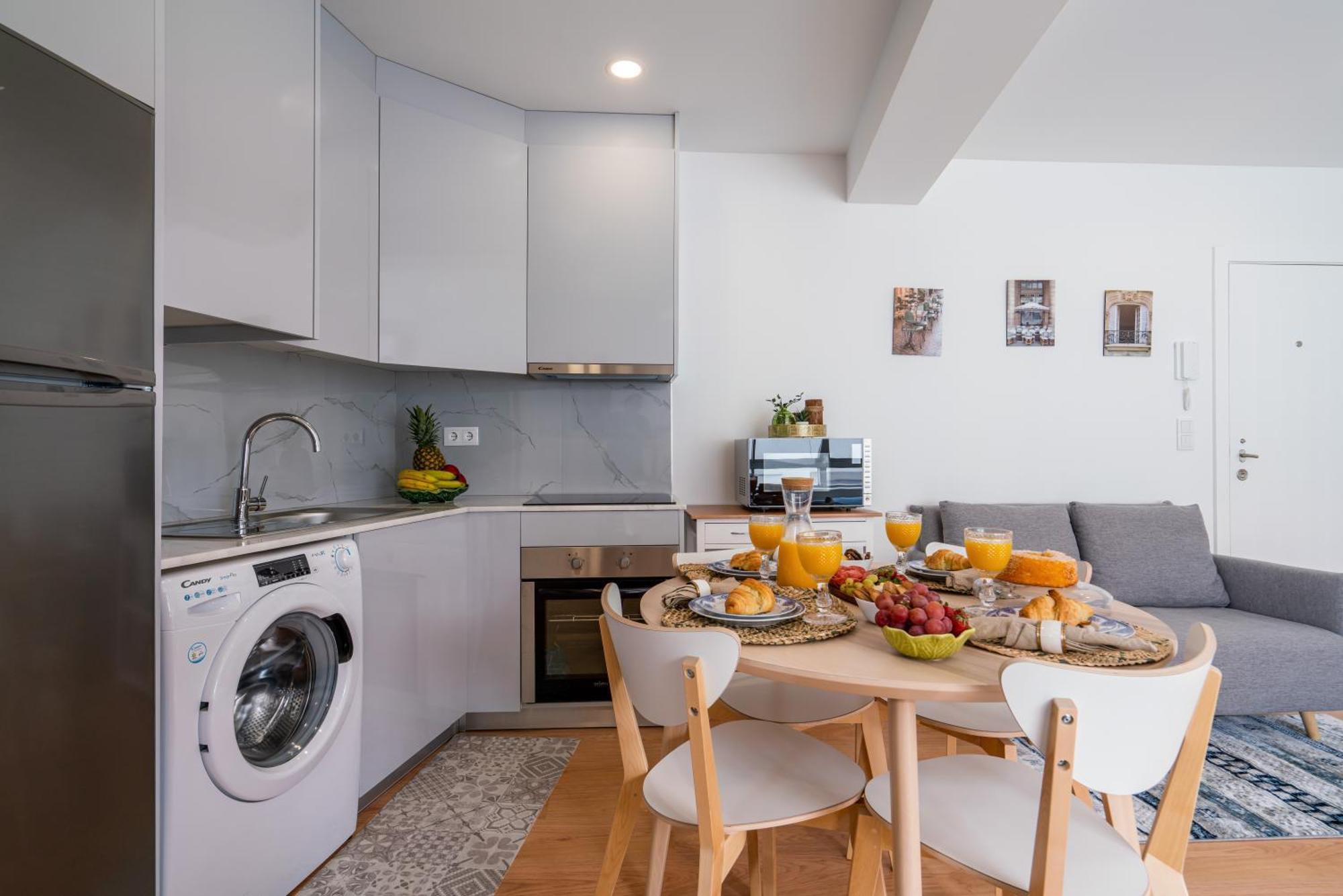 Apartment Host Wise - Comfy Sunny Flat - Prime Location Porto