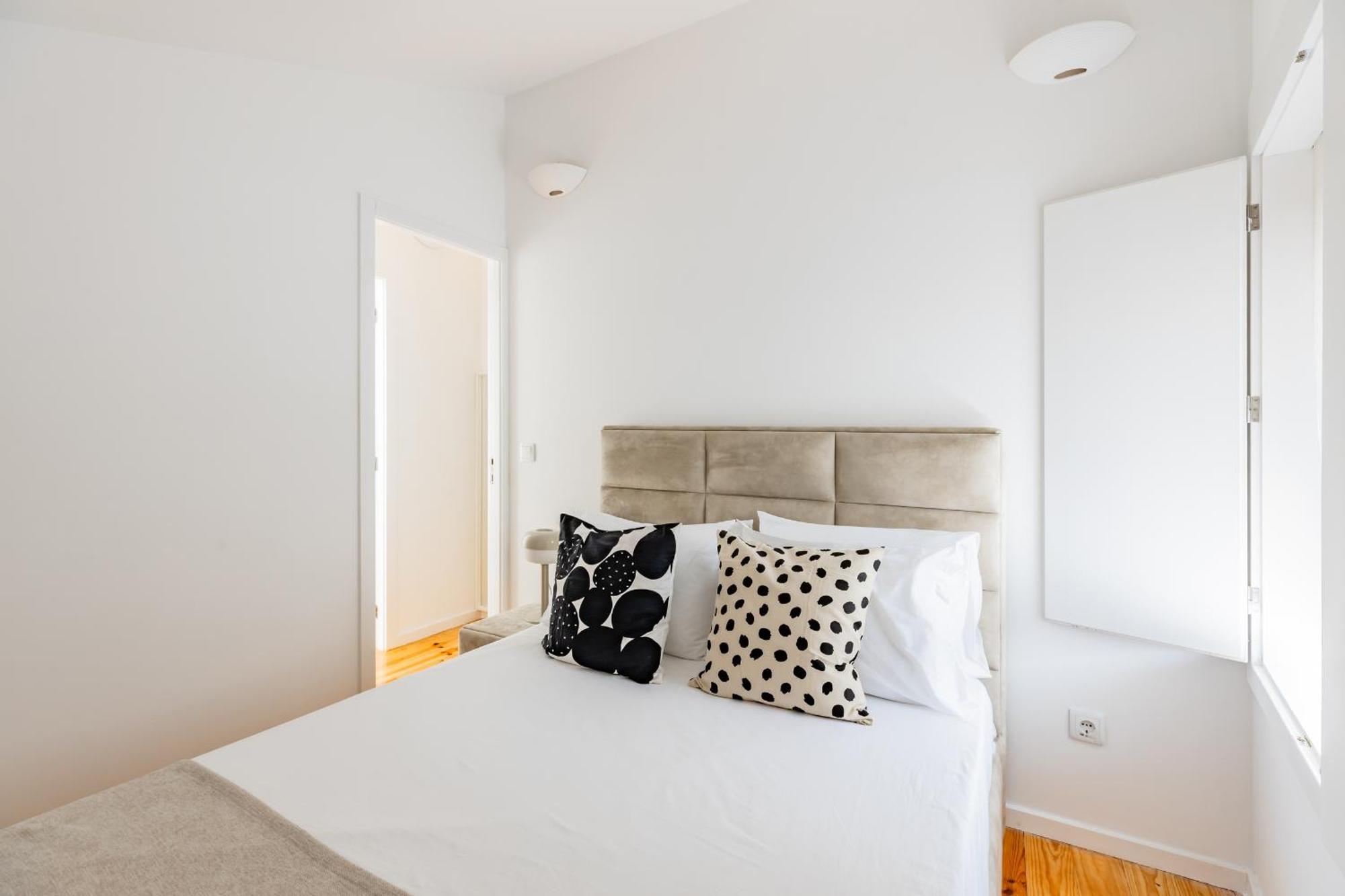 Apartment A Window To - Pestana Charming Flat Porto