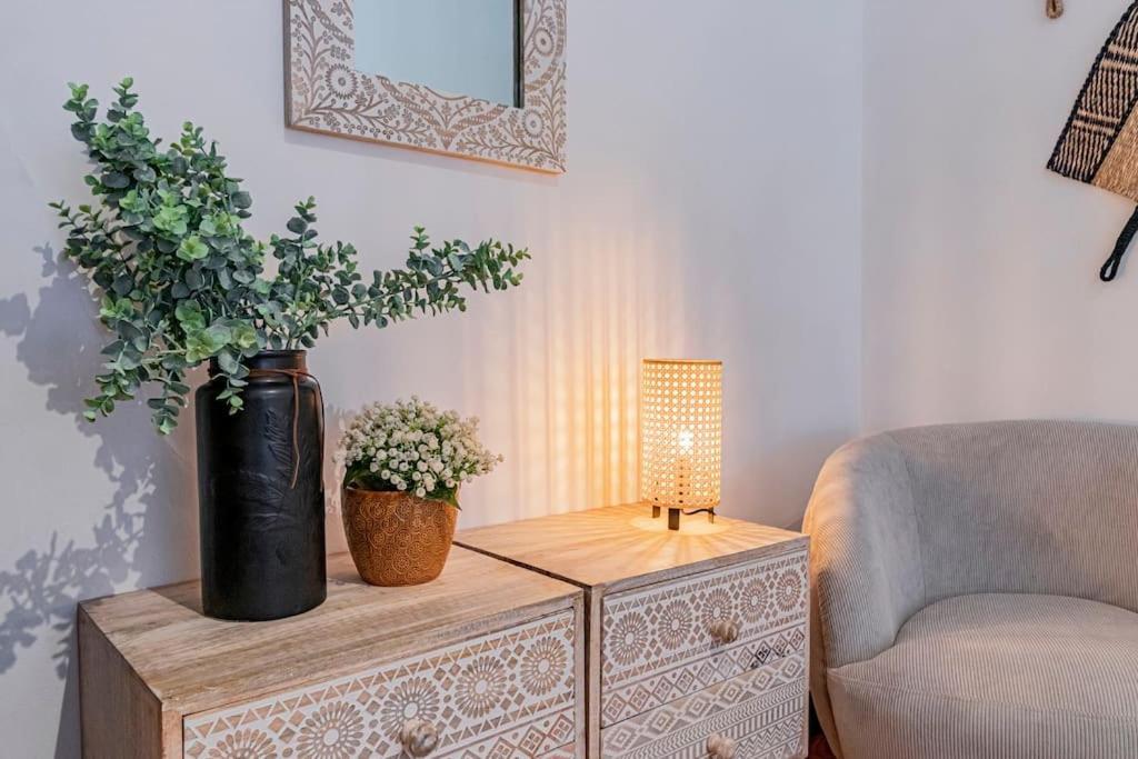 Com Terraco Apartment
