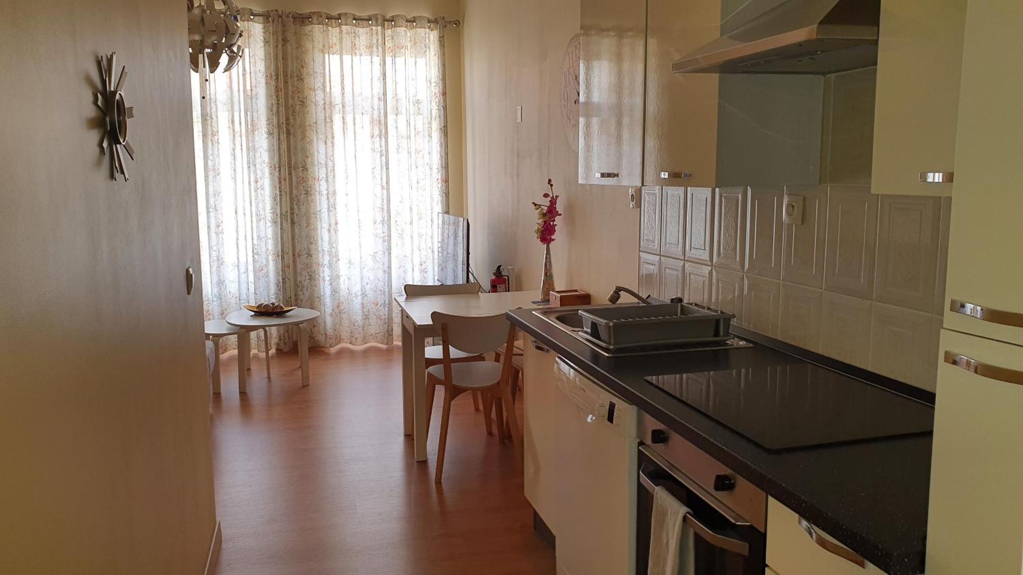 Downtown With Parking Next To Subway Apartment Porto