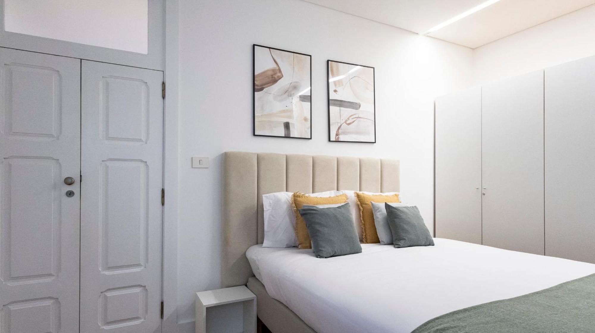 Apartment Fabrica Three-story Charm By Lovelystay *