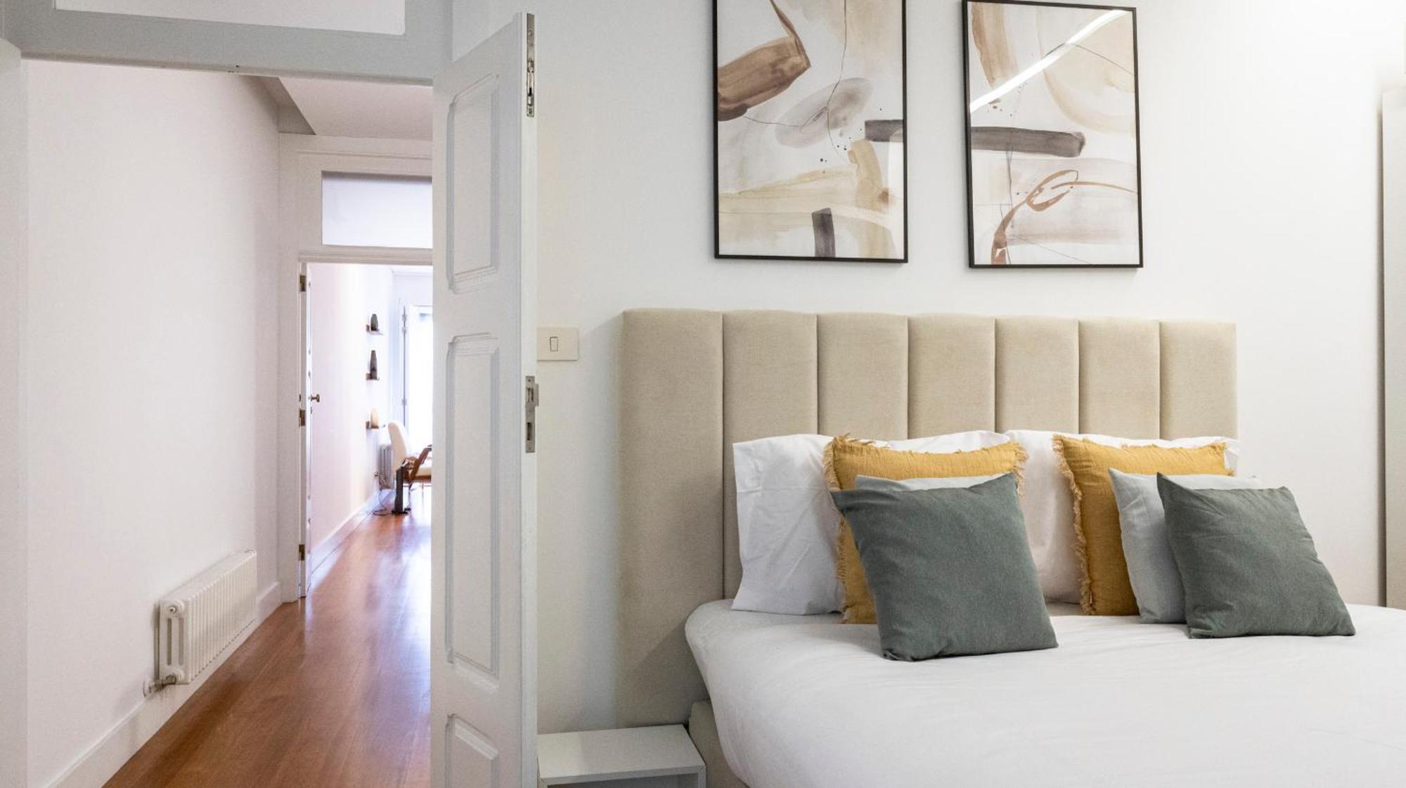 Apartment Fabrica Three-story Charm By Lovelystay *