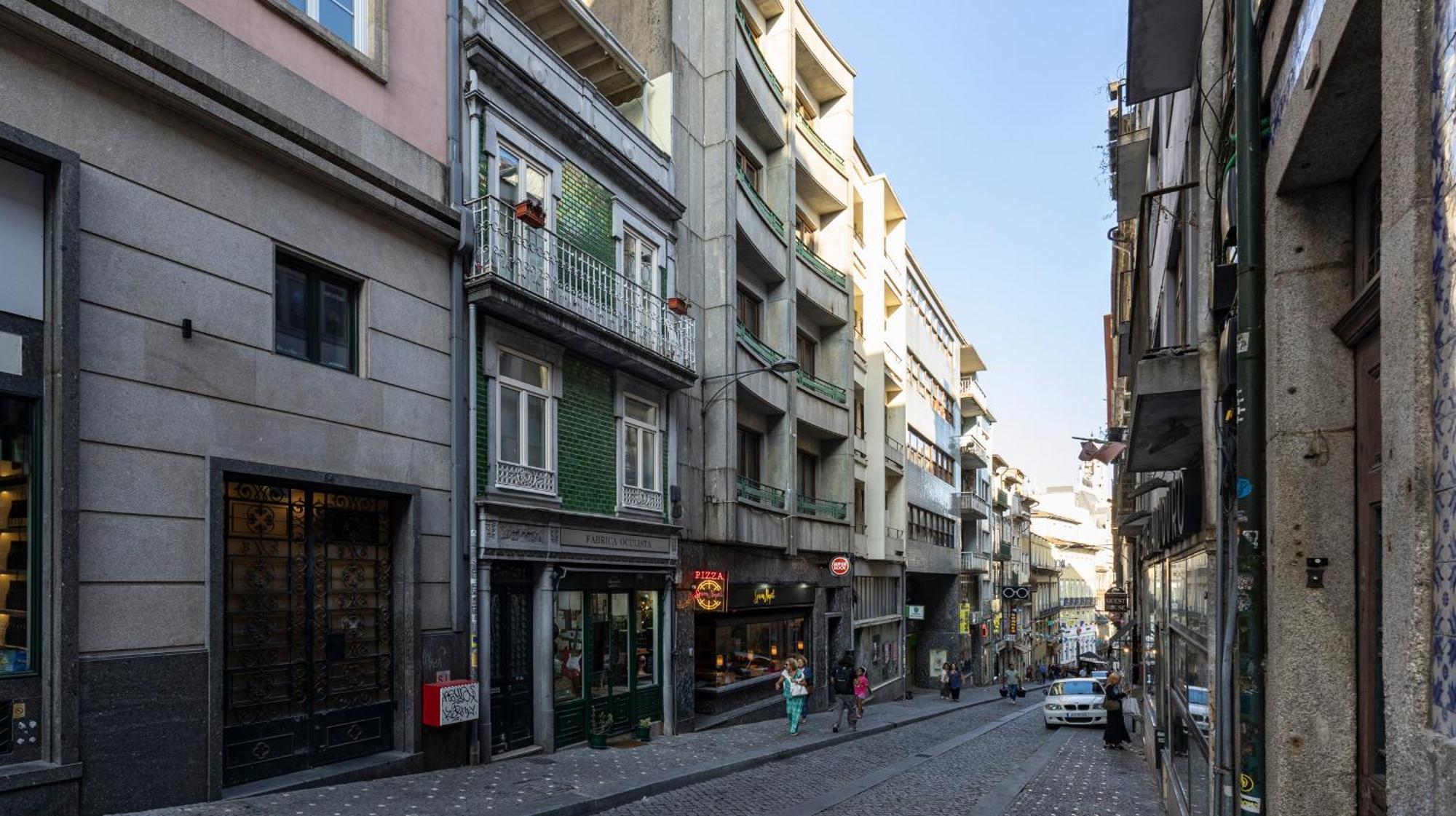 Apartment Fabrica Three-story Charm By Lovelystay Porto