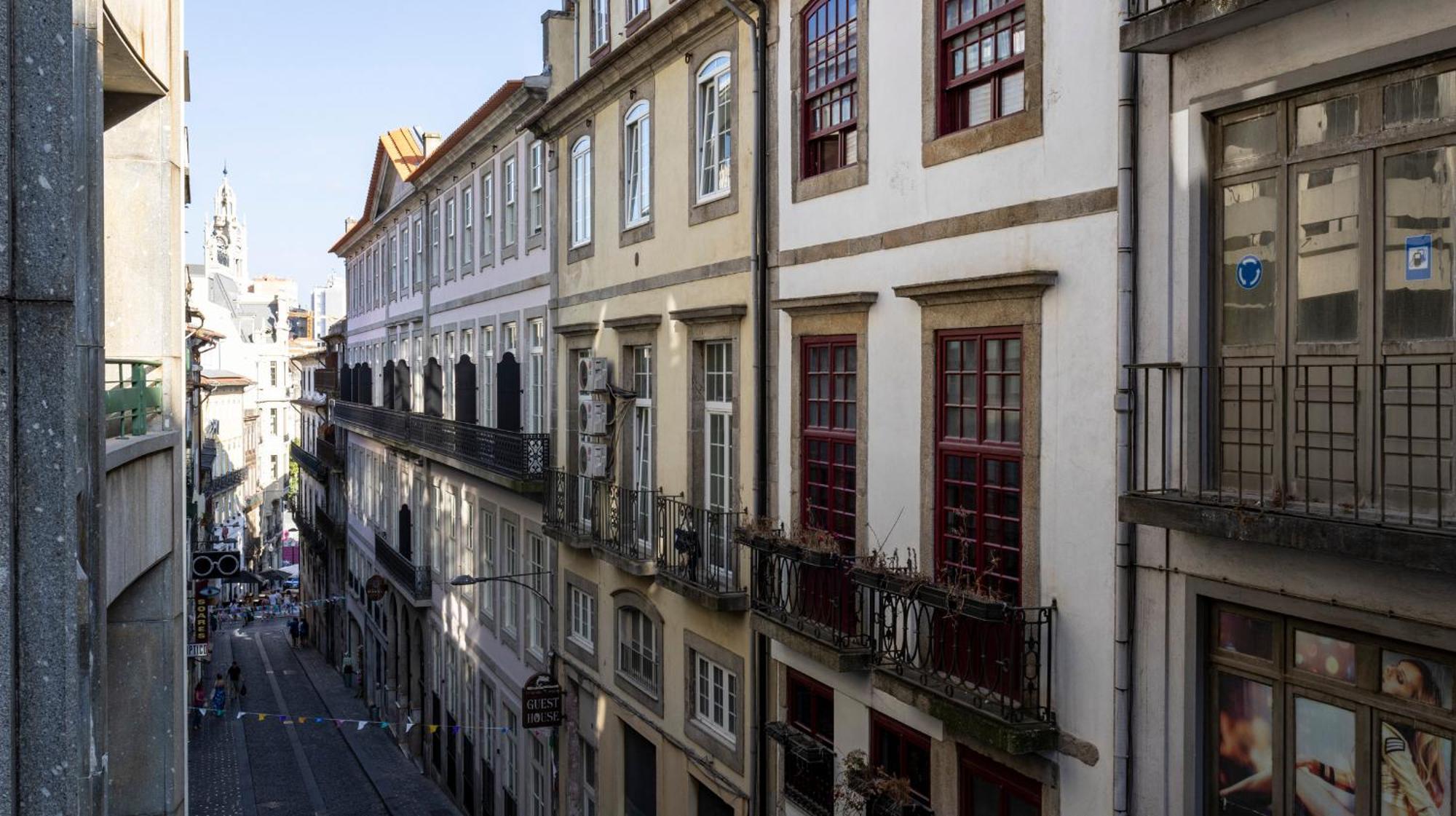 Fabrica Three-story Charm By Lovelystay Porto