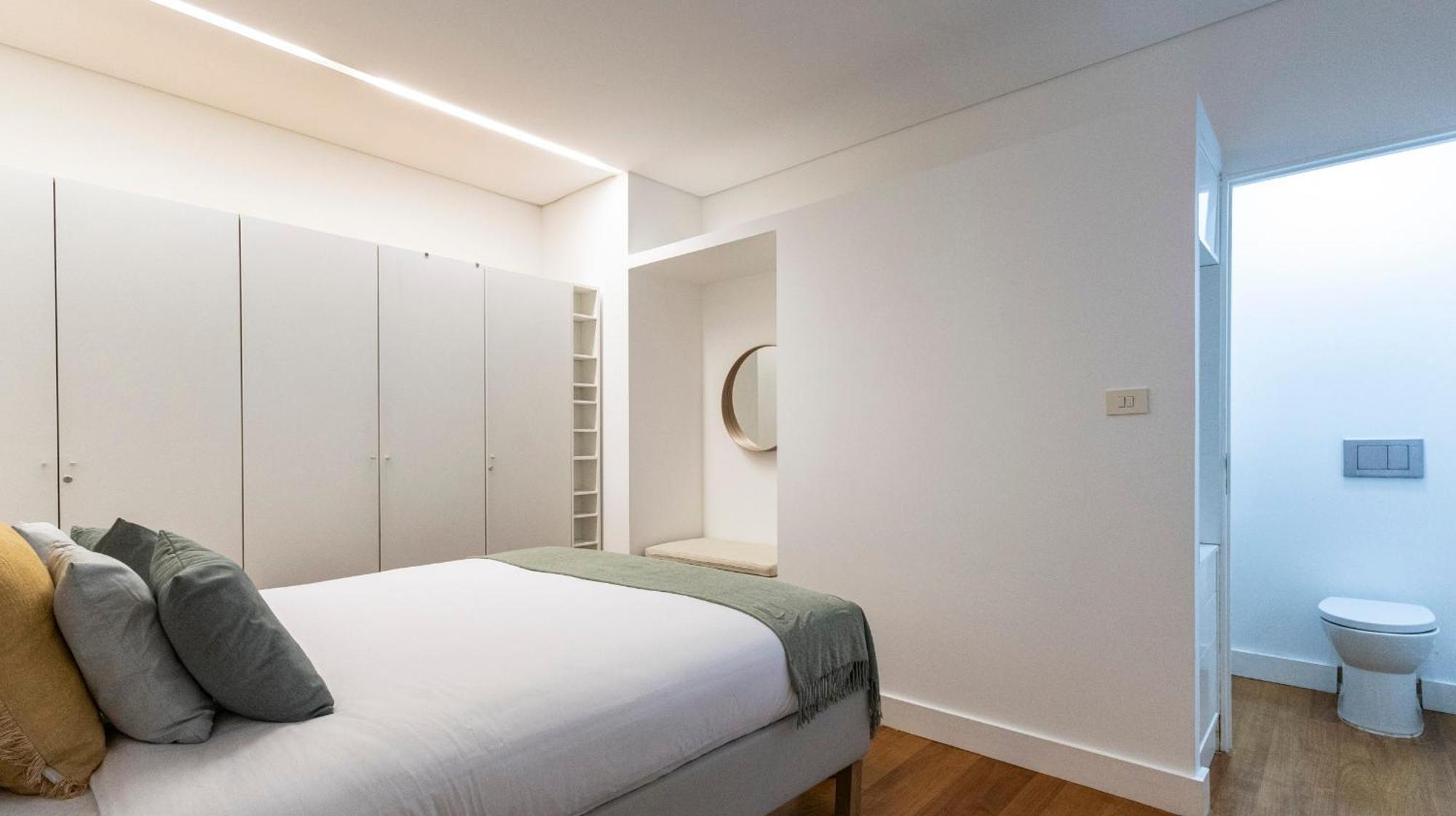 Apartment Fabrica Three-story Charm By Lovelystay Porto