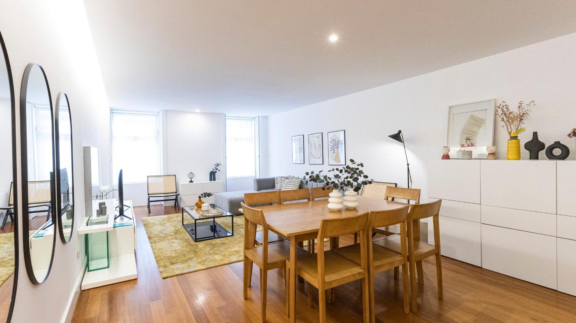 Fabrica Three-story Charm By Lovelystay Apartment *