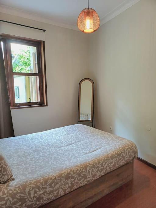 Roomy & Patio - 2 Bedroom Flat Apartment *