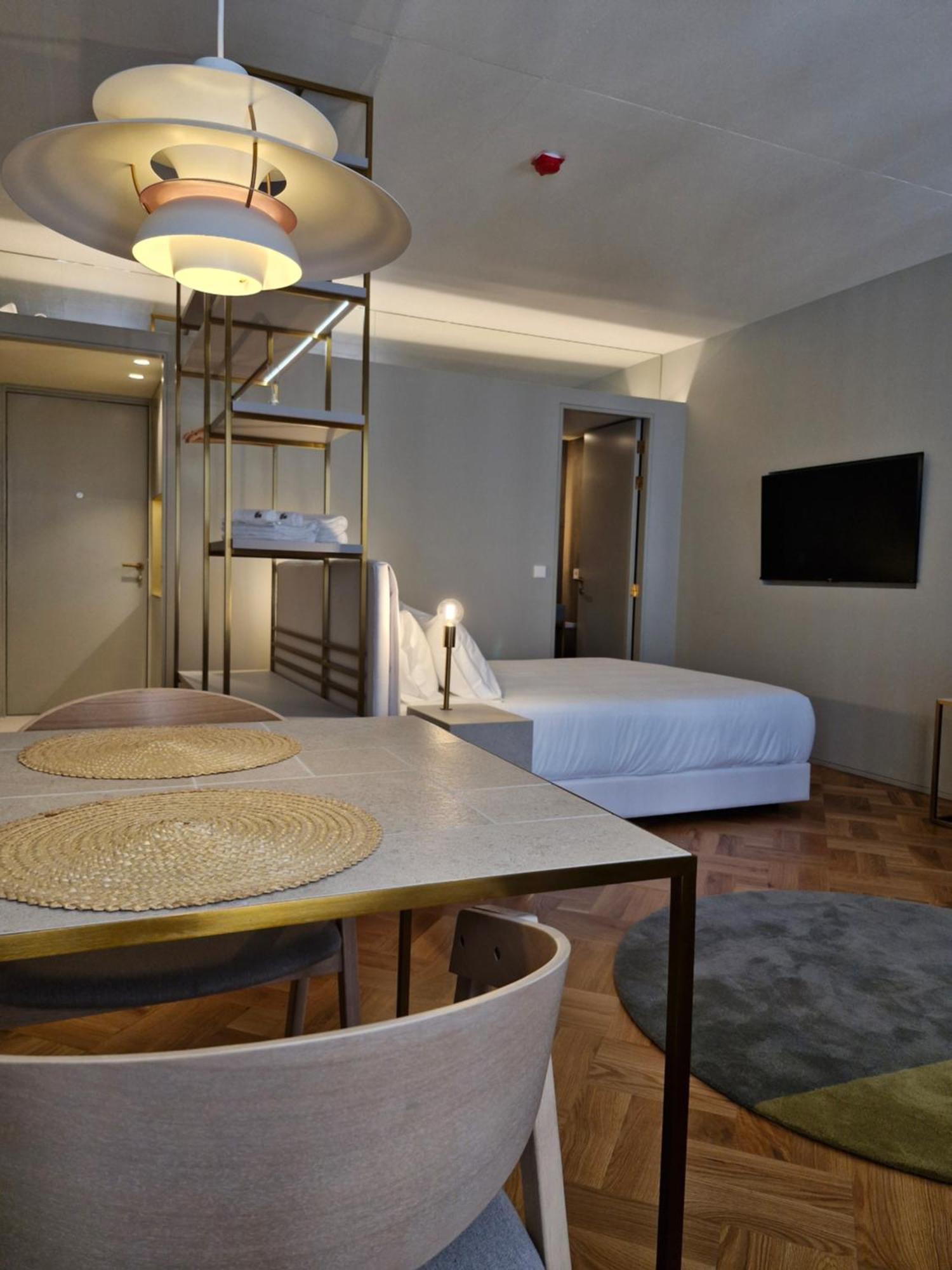 Domum 4 Aparthotel