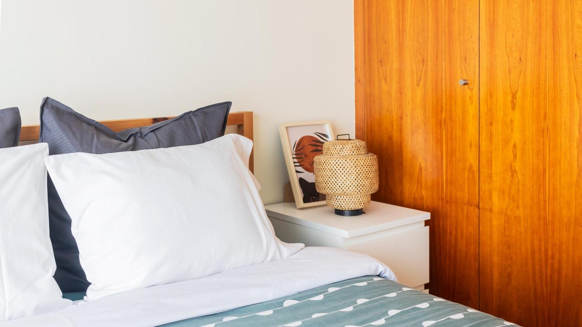 Apartment Com Varanda E Garagem