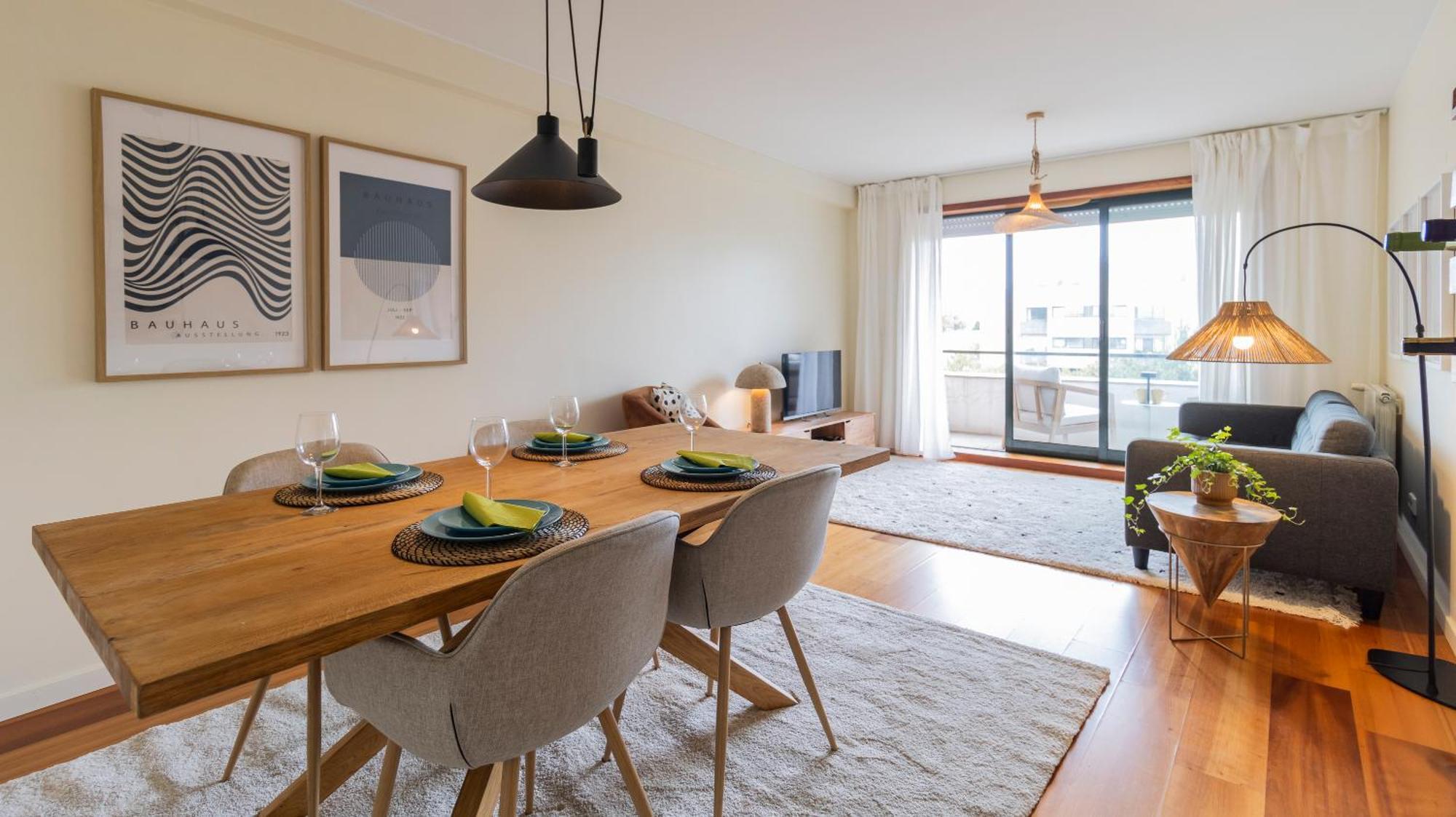 Com Varanda E Garagem Apartment *