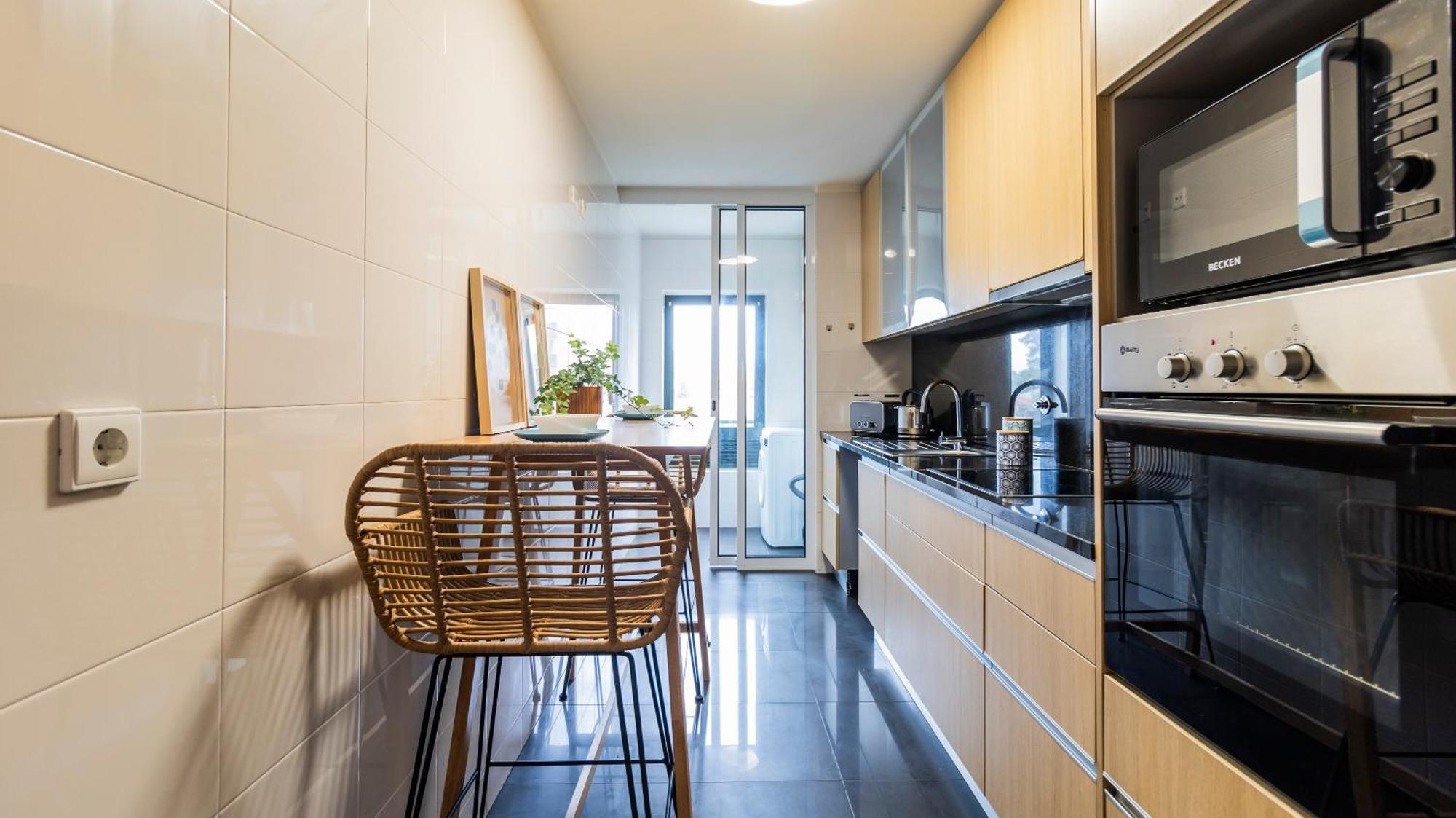 Apartment Com Varanda E Garagem Porto