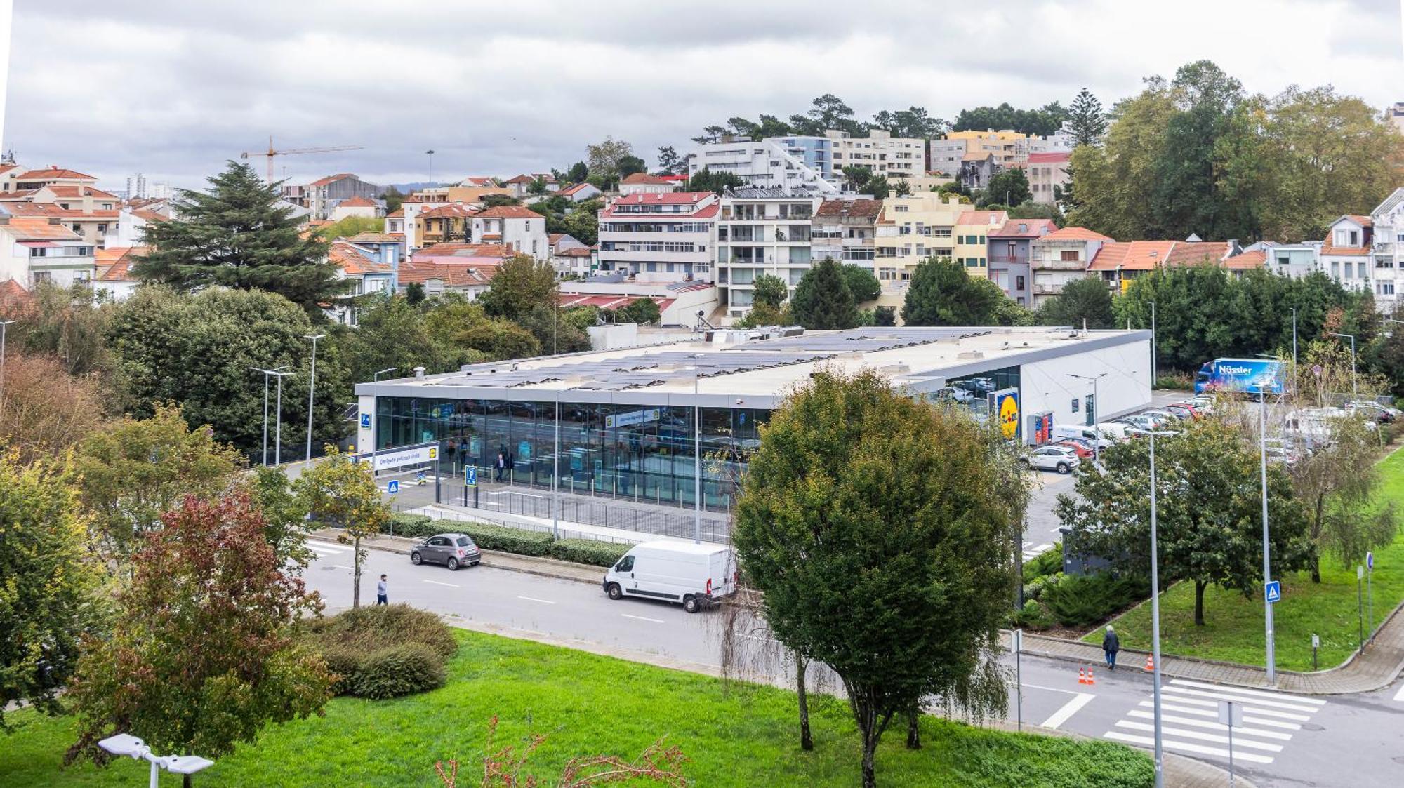 Com Varanda E Garagem Apartment Porto