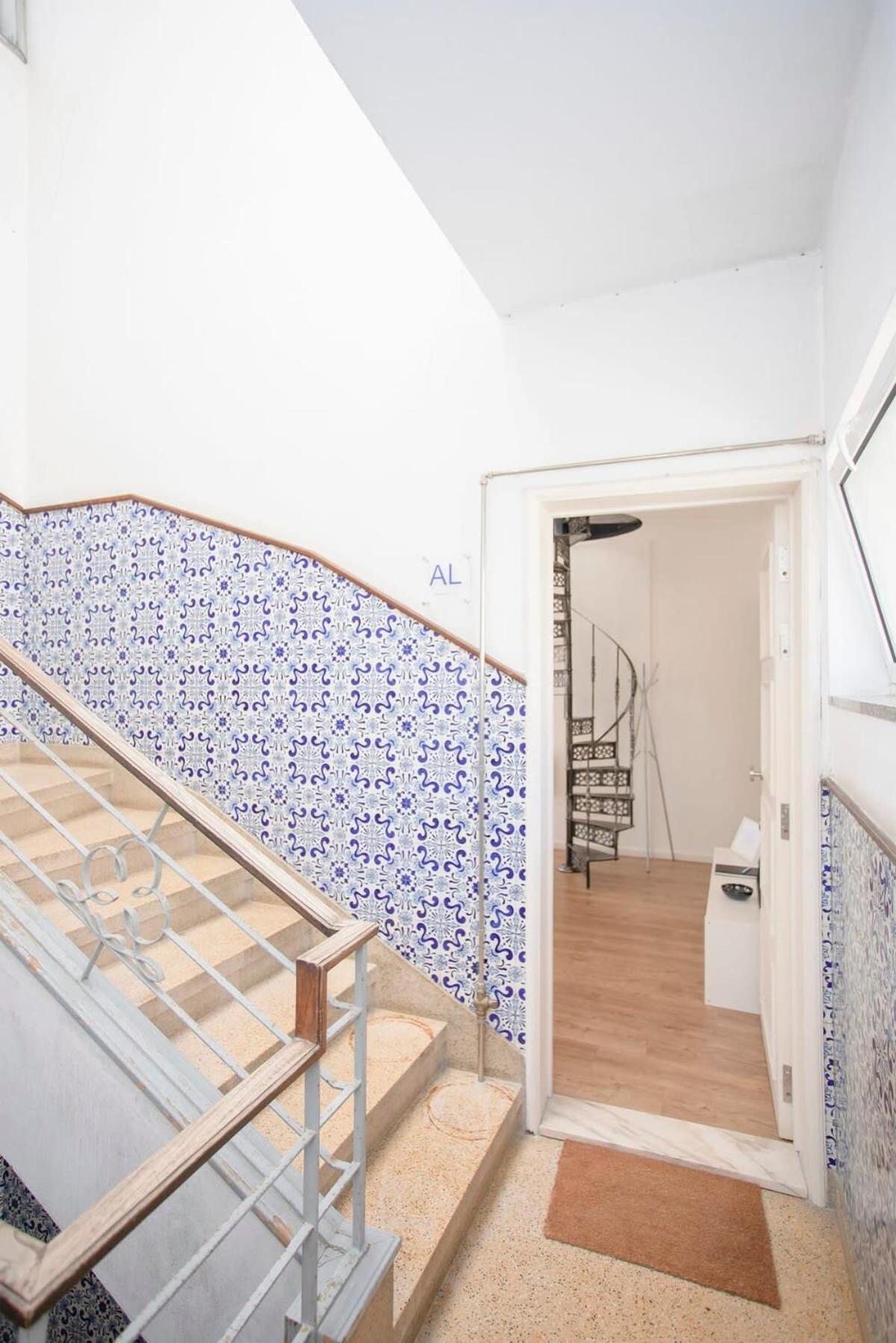 Liiiving In - Downtown Balcony Appartement Porto