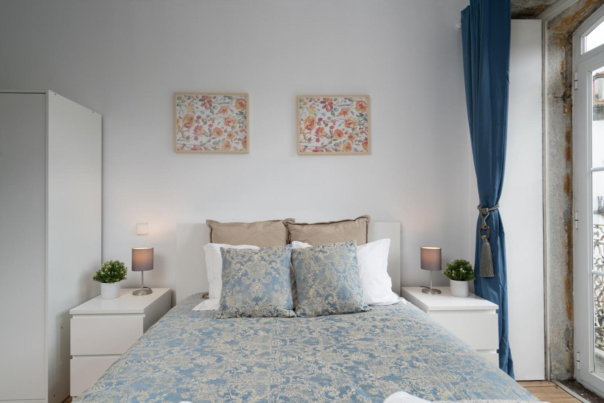Host Wise - Enchanting Unique Flat - Ace Location Apartment Porto