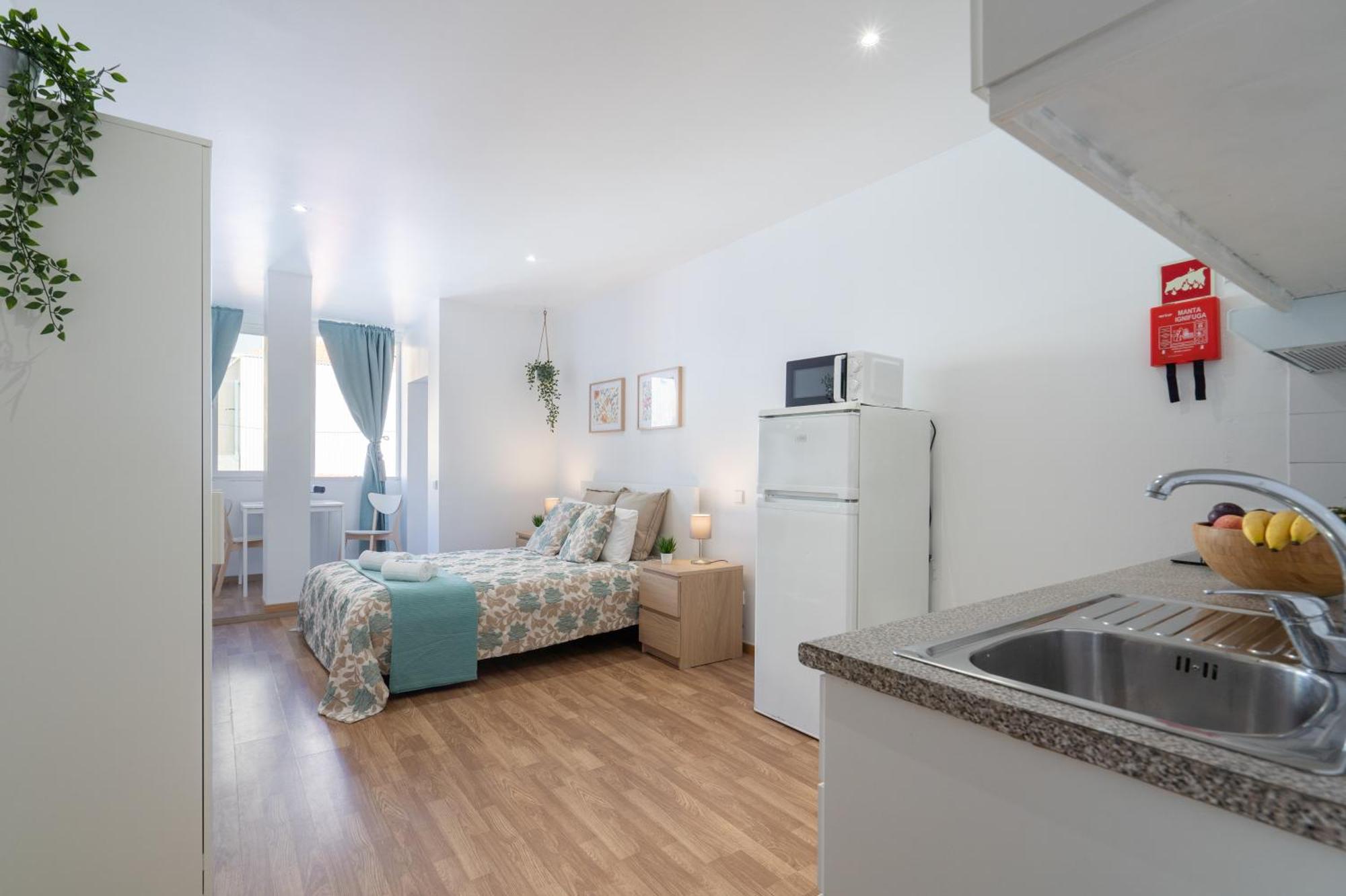 Host Wise - Enchanting Unique Flat - Ace Location Porto