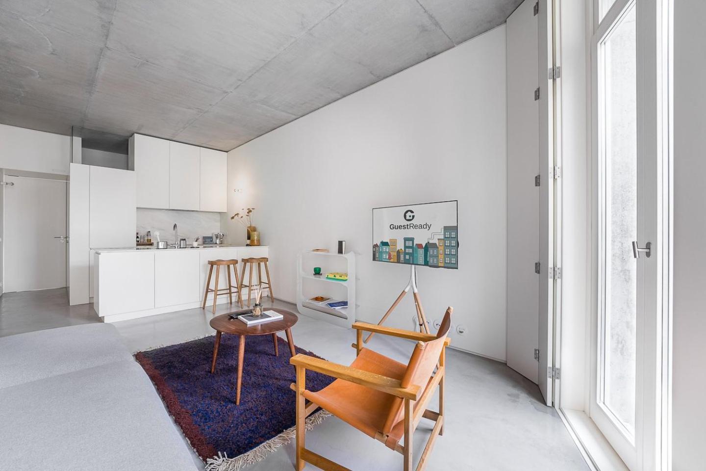 Guestready - The Modern Silveira Apartment
