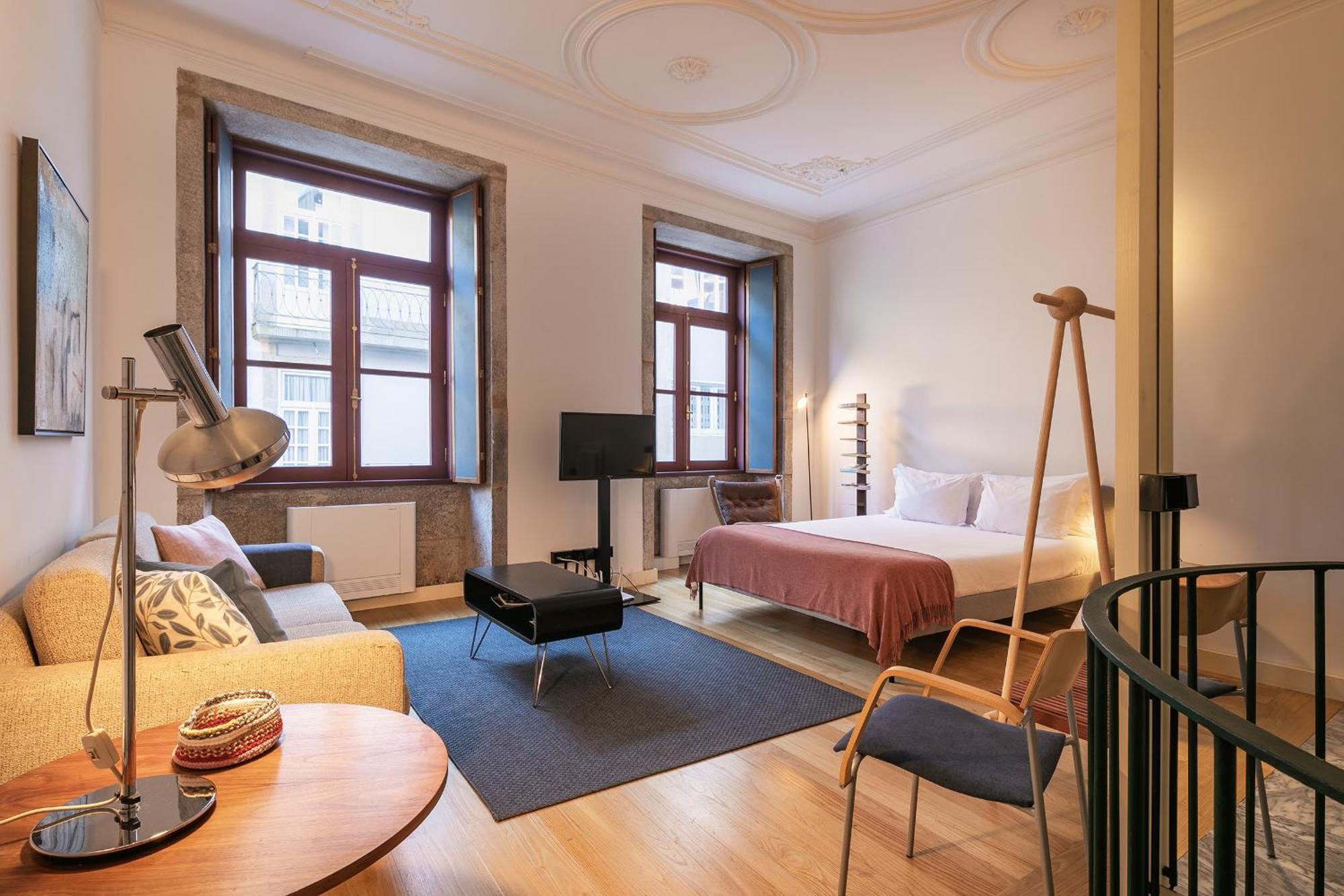 Foyer 25 By Cozy