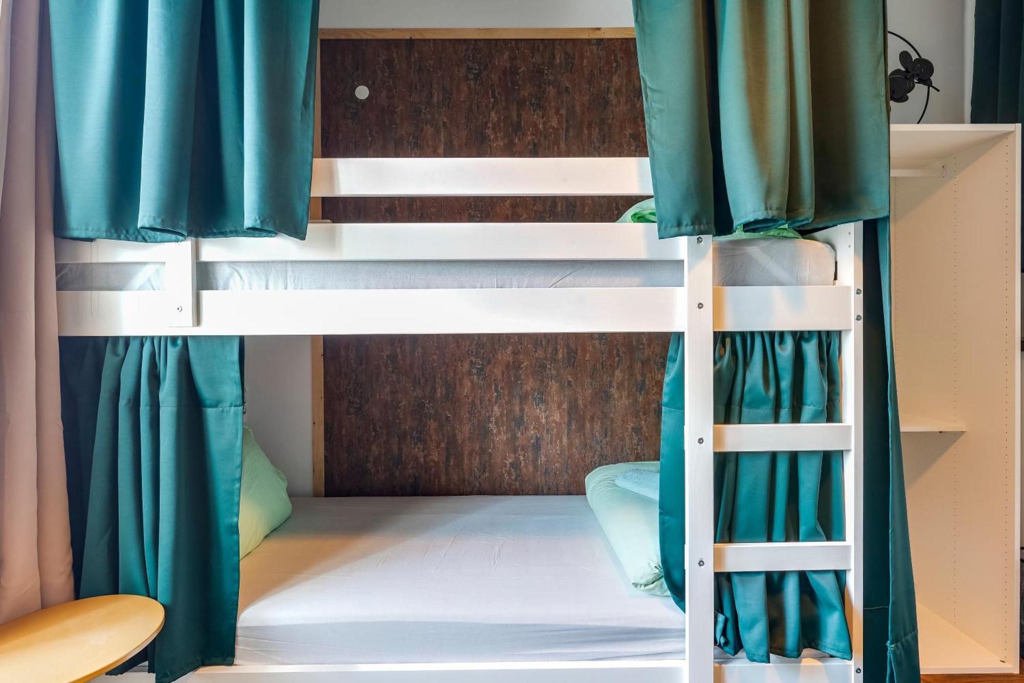 Quiet View Hostel & Rooms * Porto
