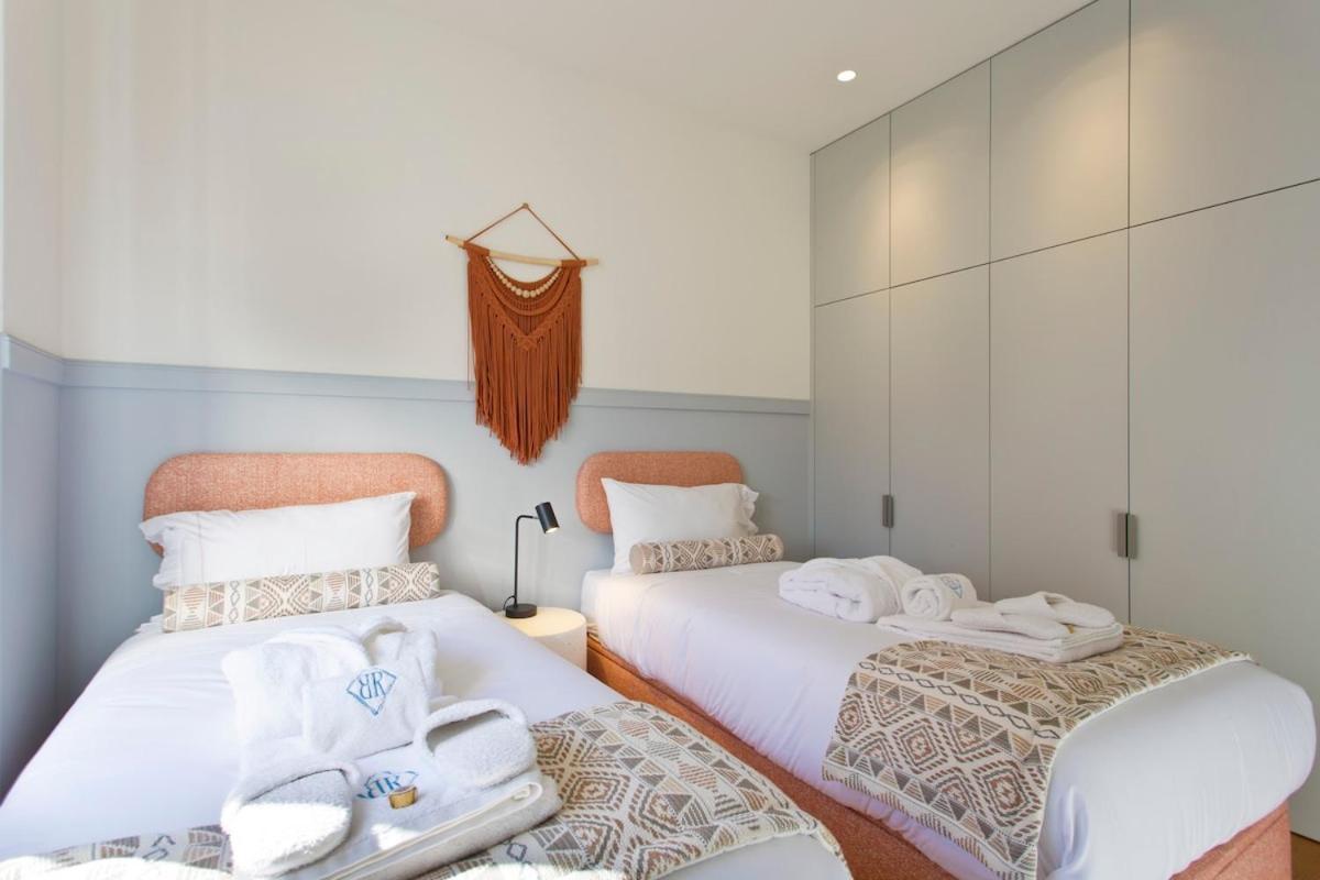 Boutique Rentals- The Miradouro Ribeira