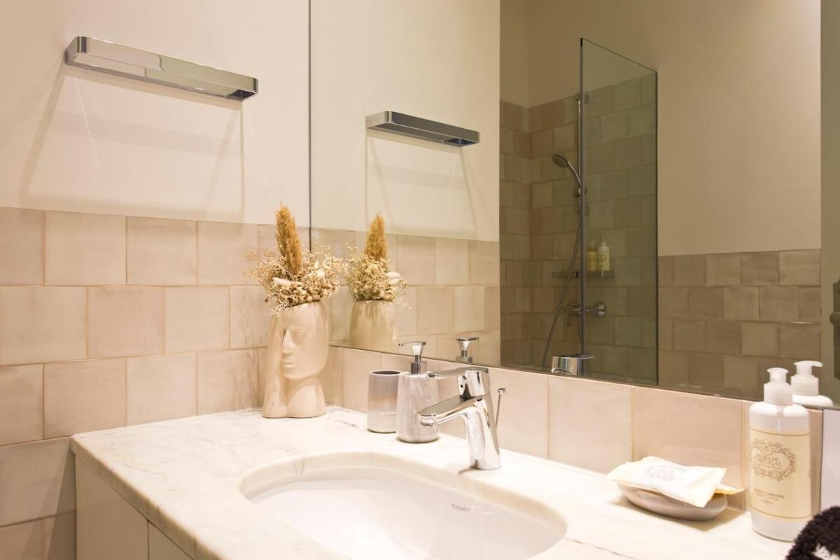 Boutique Rentals- The Miradouro Ribeira *
