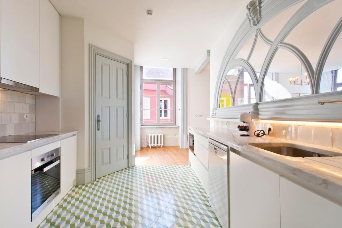 Boutique Rentals- The Miradouro Ribeira