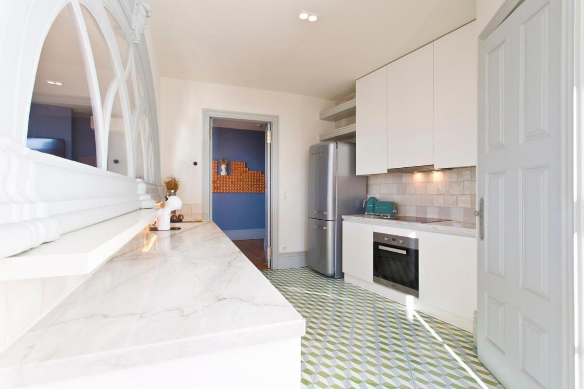 Boutique Rentals- The Miradouro Ribeira Apartment *