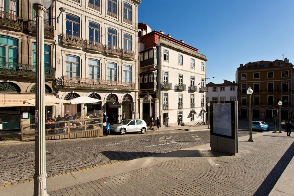 Boutique Rentals- The Miradouro Ribeira Apartment *