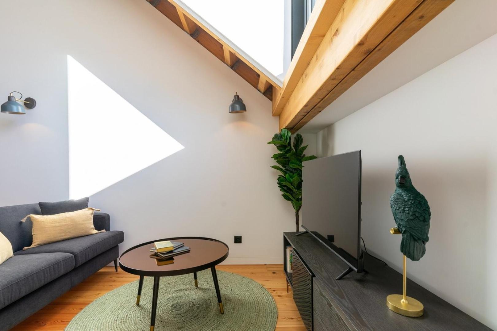 Modern And Cool Loft In The Middle Of Everything