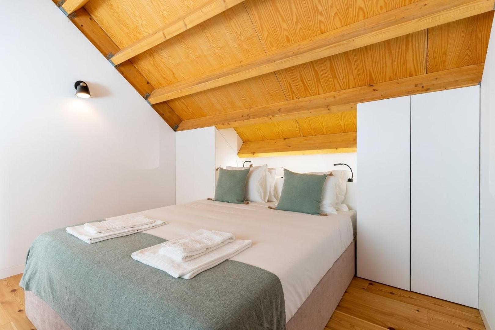 Apartment Modern And Cool Loft In The Middle Of Everything Porto