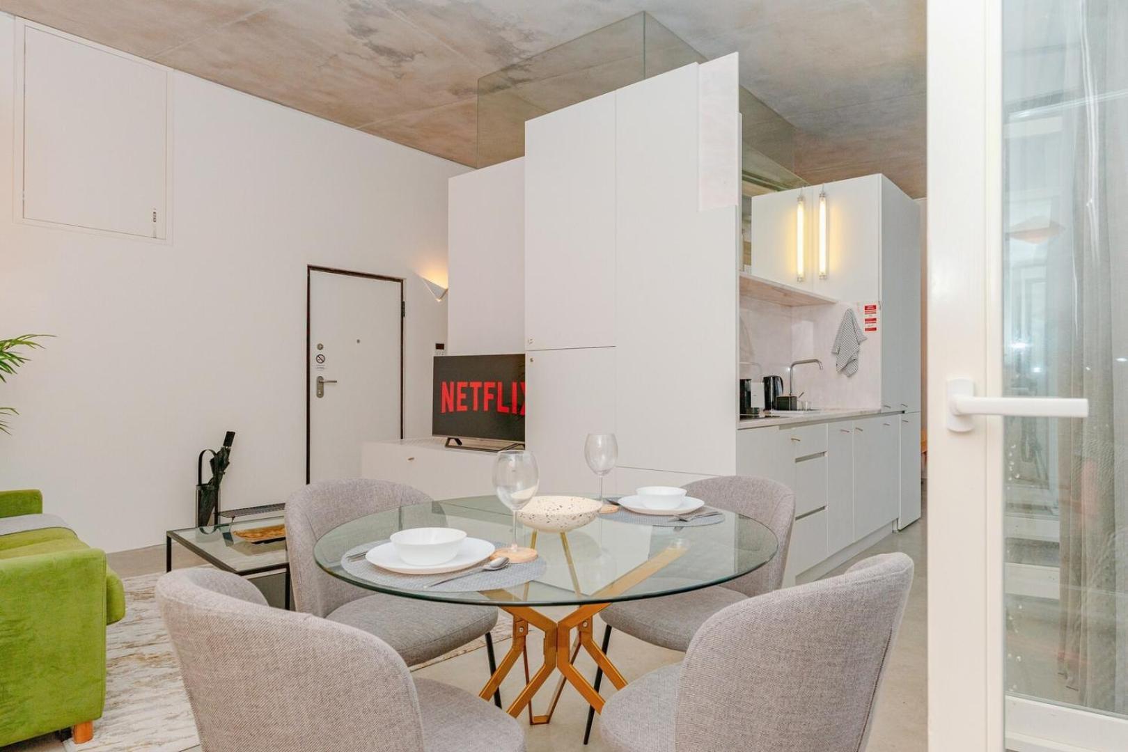 Loft With Great Balcony And Ac Close To Clerigos Luxury tent Porto