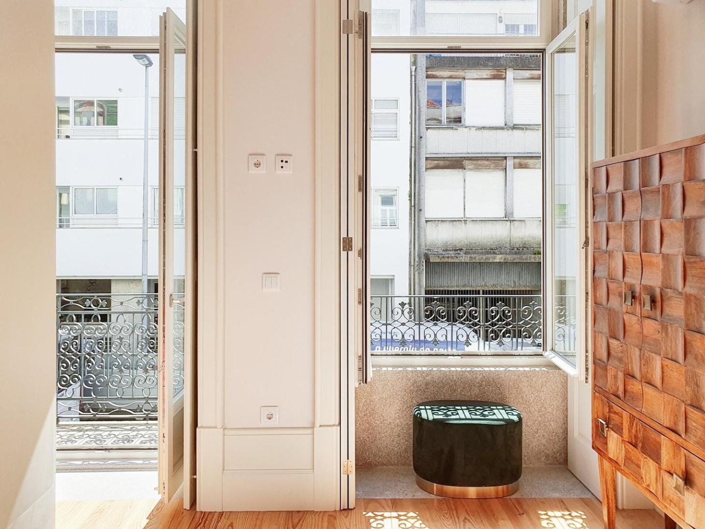Classic Loft In Fully Renewed Building At Batalha Luxury tent *