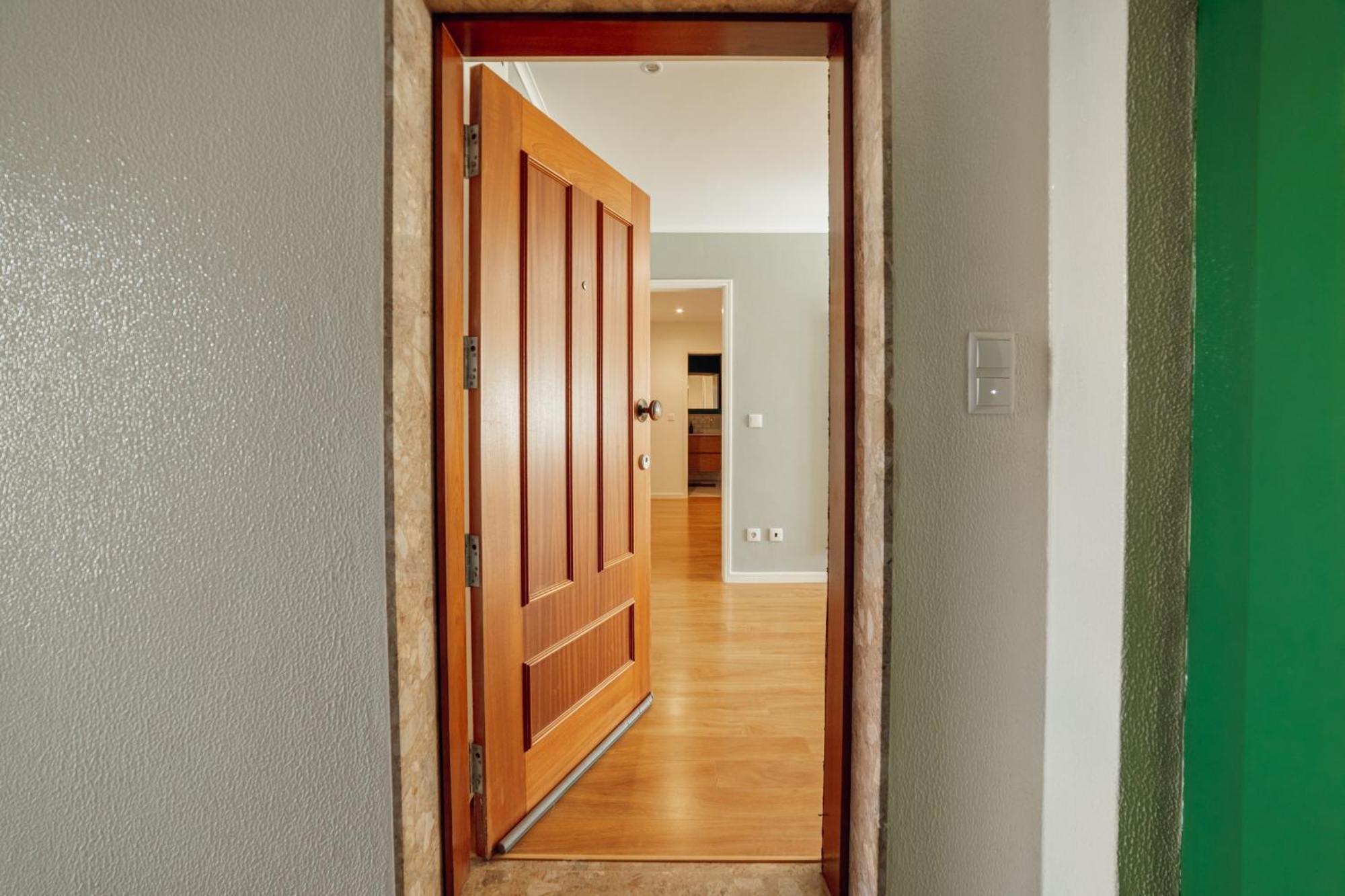 Apartment Bright Deluxe By Hosty *