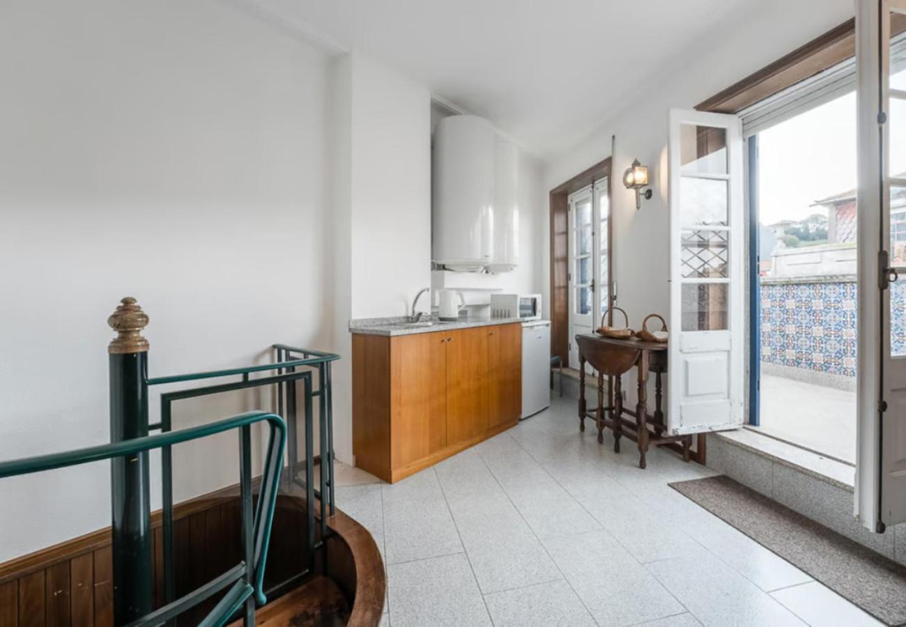 Office Suits In Flores By D&s Guest house Porto
