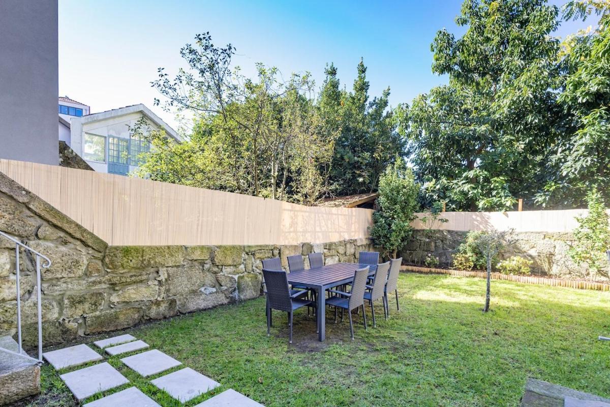 Villa Alegria Rubi - Urban Oasis With Garden
